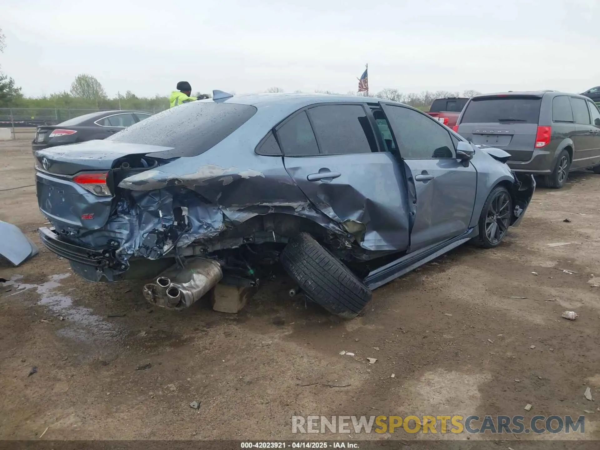 4 Photograph of a damaged car 5YFS4MCE8PP147341 TOYOTA COROLLA 2023