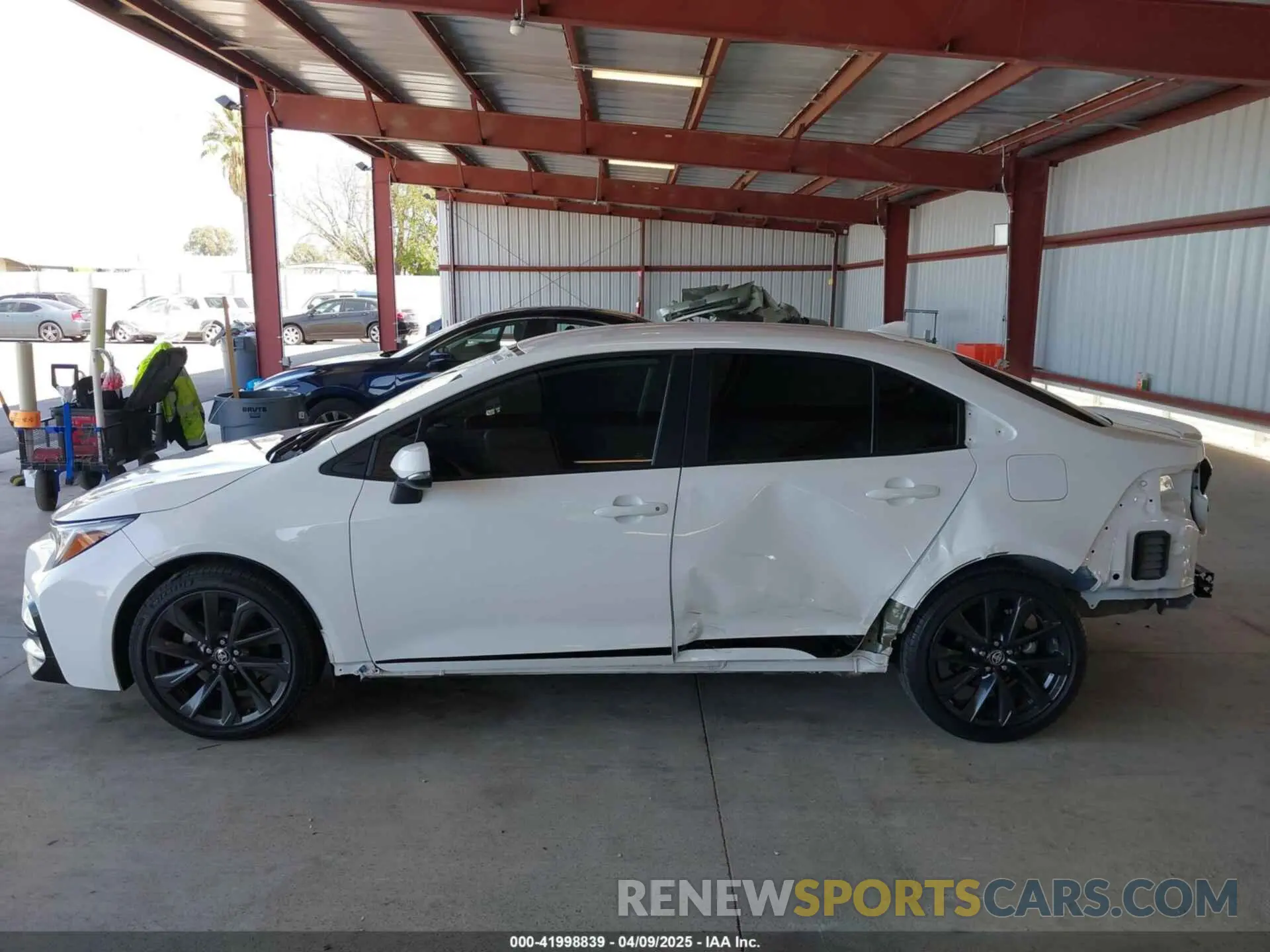 15 Photograph of a damaged car 5YFS4MCE8PP153219 TOYOTA COROLLA 2023