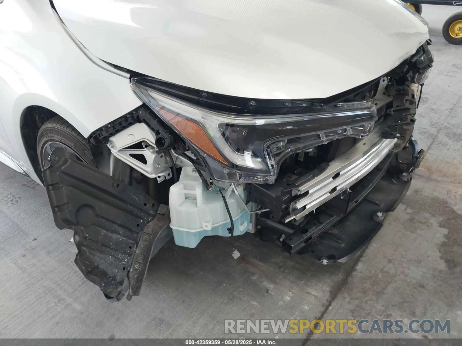 6 Photograph of a damaged car 5YFS4MCE8PP156587 TOYOTA COROLLA 2023