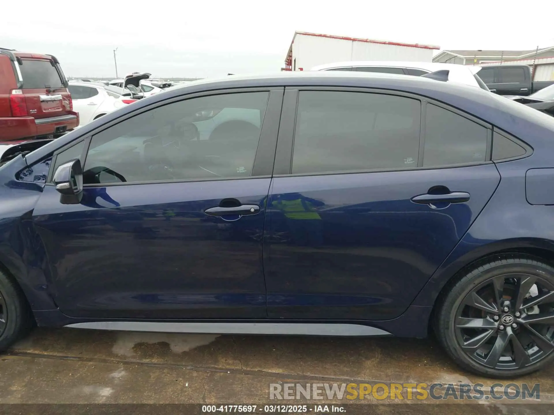 14 Photograph of a damaged car 5YFS4MCE8PP163586 TOYOTA COROLLA 2023