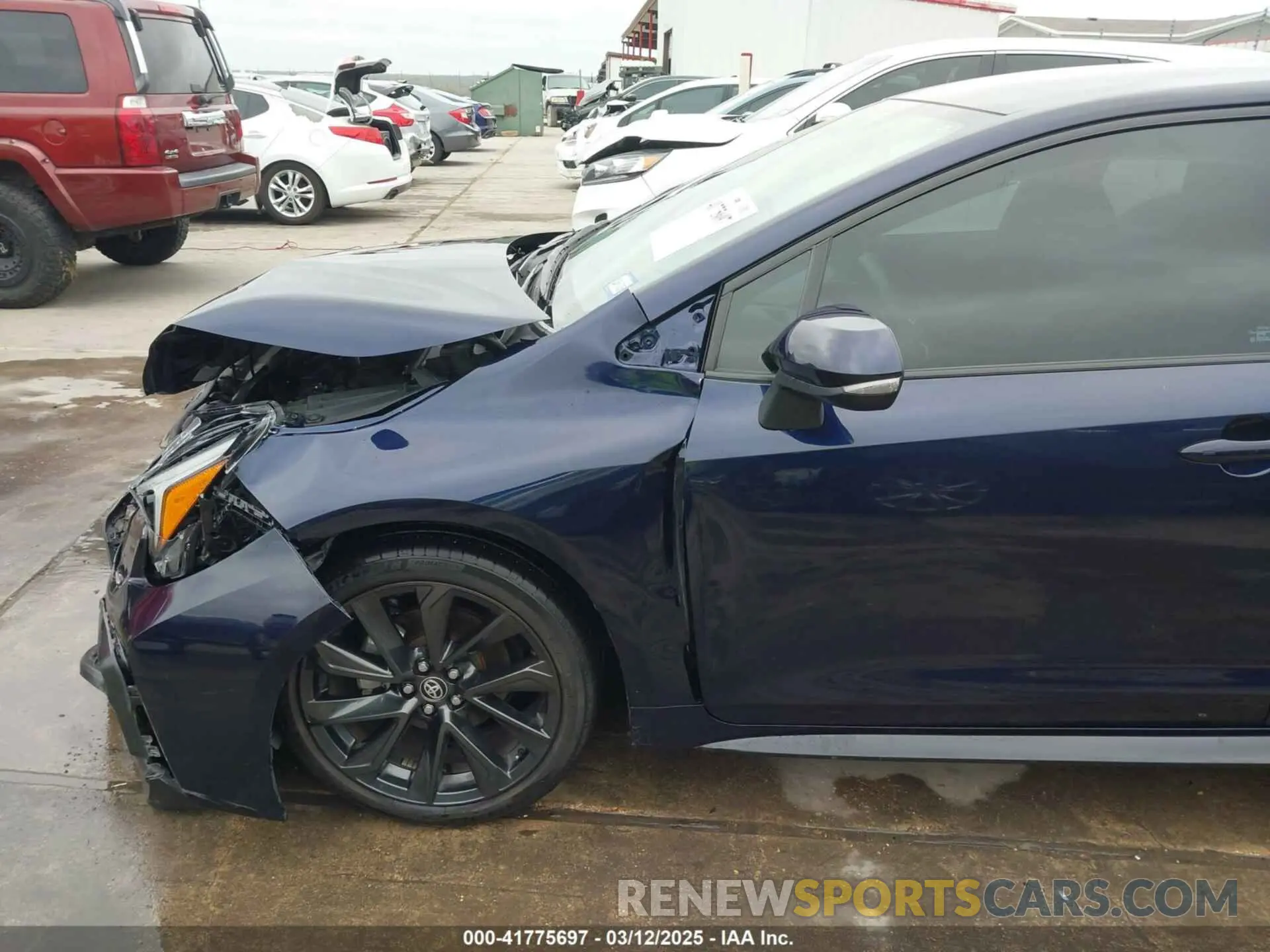 17 Photograph of a damaged car 5YFS4MCE8PP163586 TOYOTA COROLLA 2023