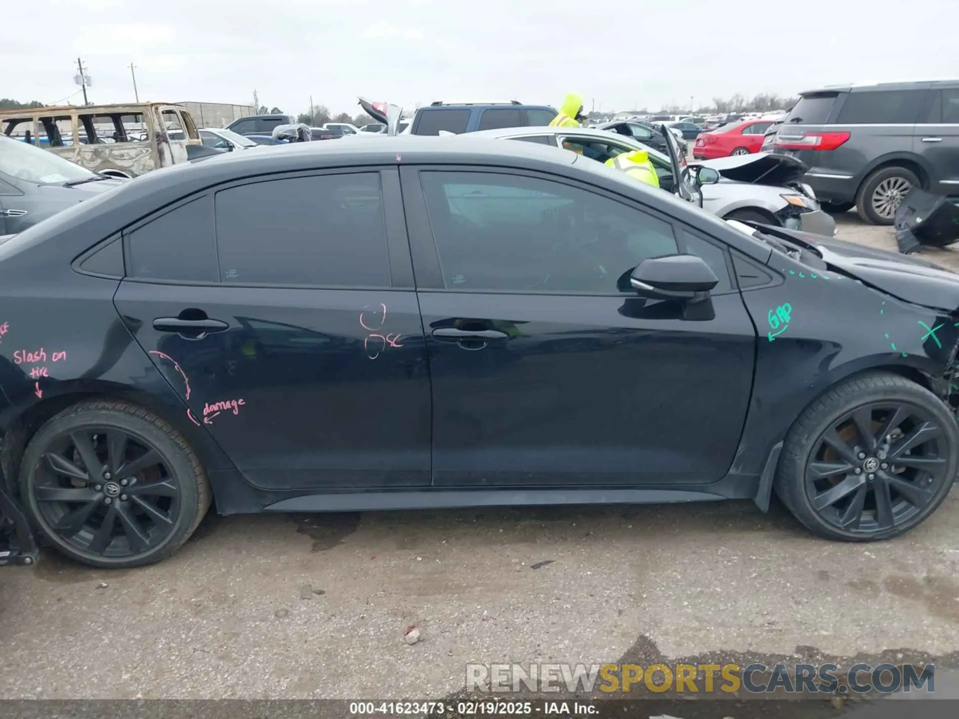 14 Photograph of a damaged car 5YFS4MCE9PP156596 TOYOTA COROLLA 2023