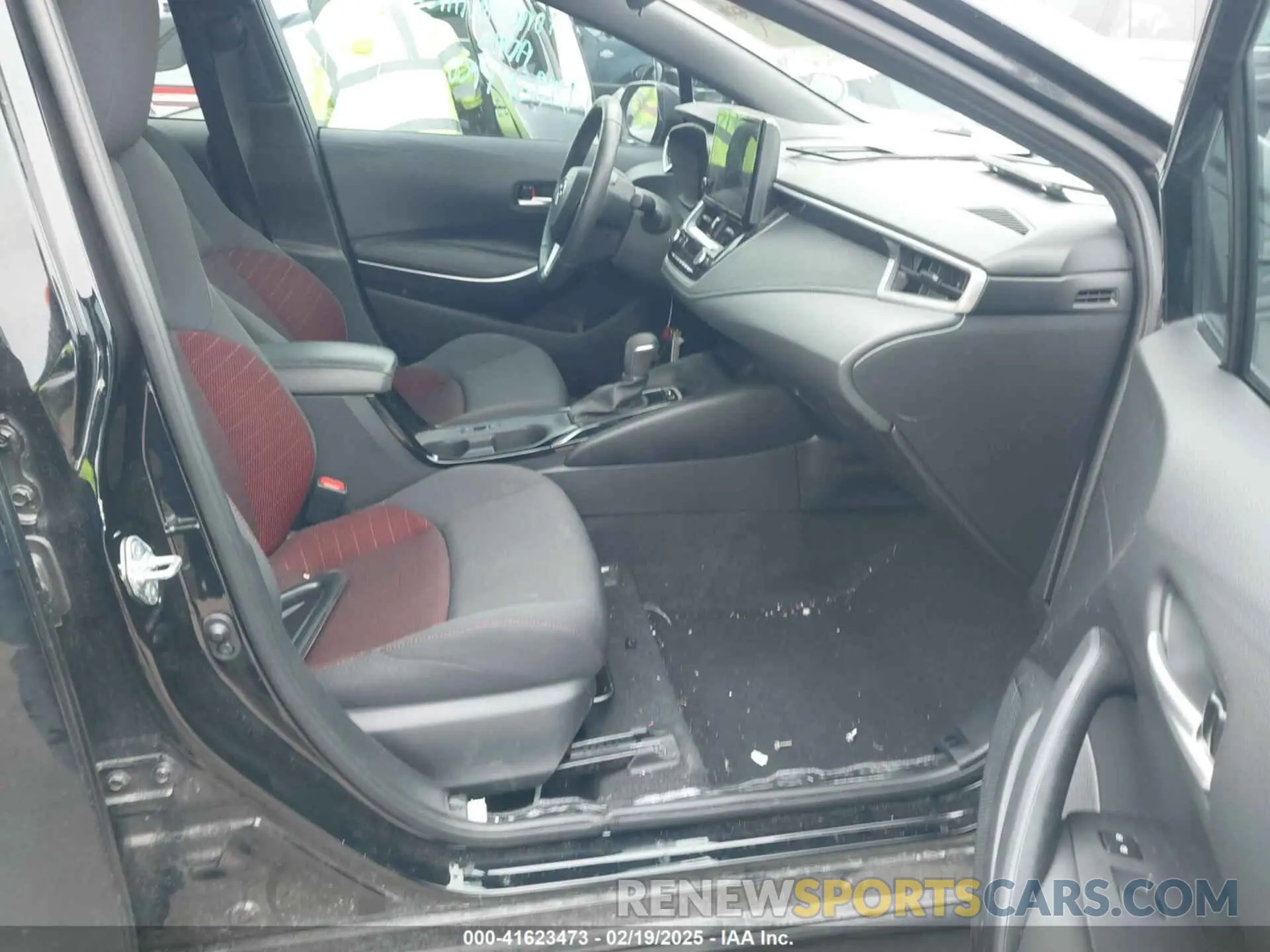 5 Photograph of a damaged car 5YFS4MCE9PP156596 TOYOTA COROLLA 2023