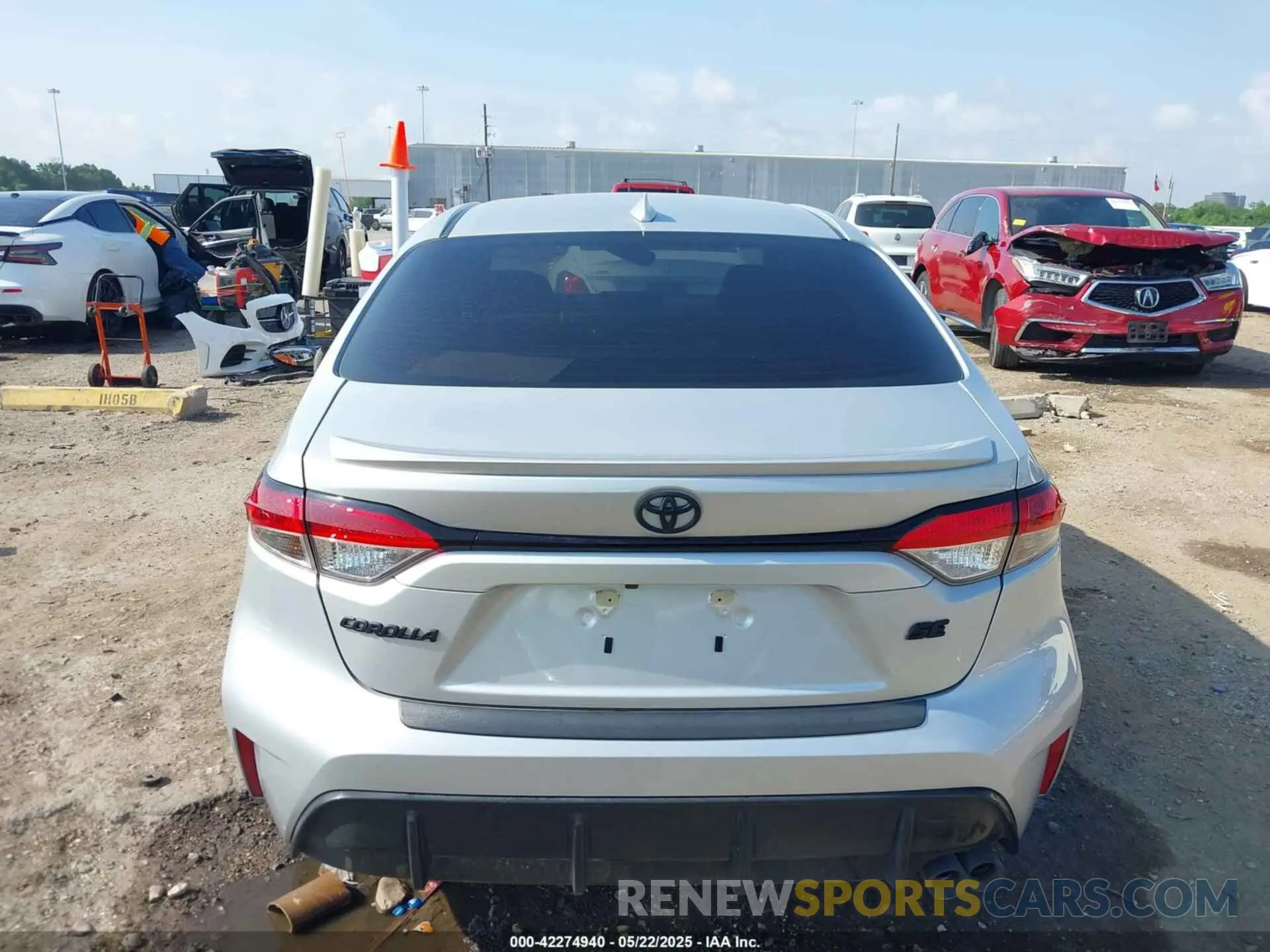 17 Photograph of a damaged car 5YFS4MCEXPP139628 TOYOTA COROLLA 2023