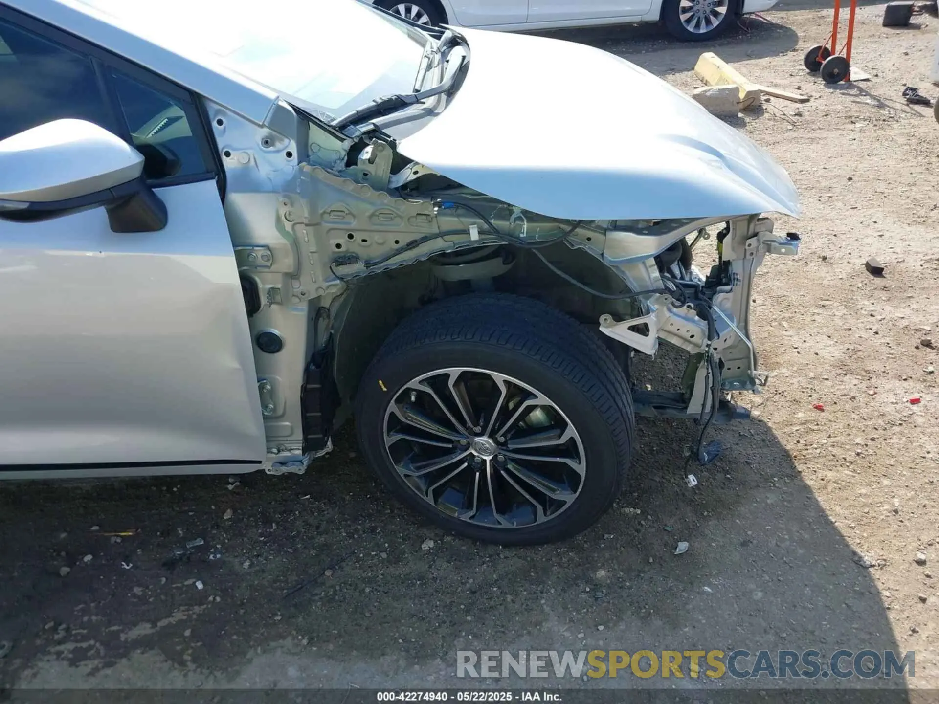 19 Photograph of a damaged car 5YFS4MCEXPP139628 TOYOTA COROLLA 2023