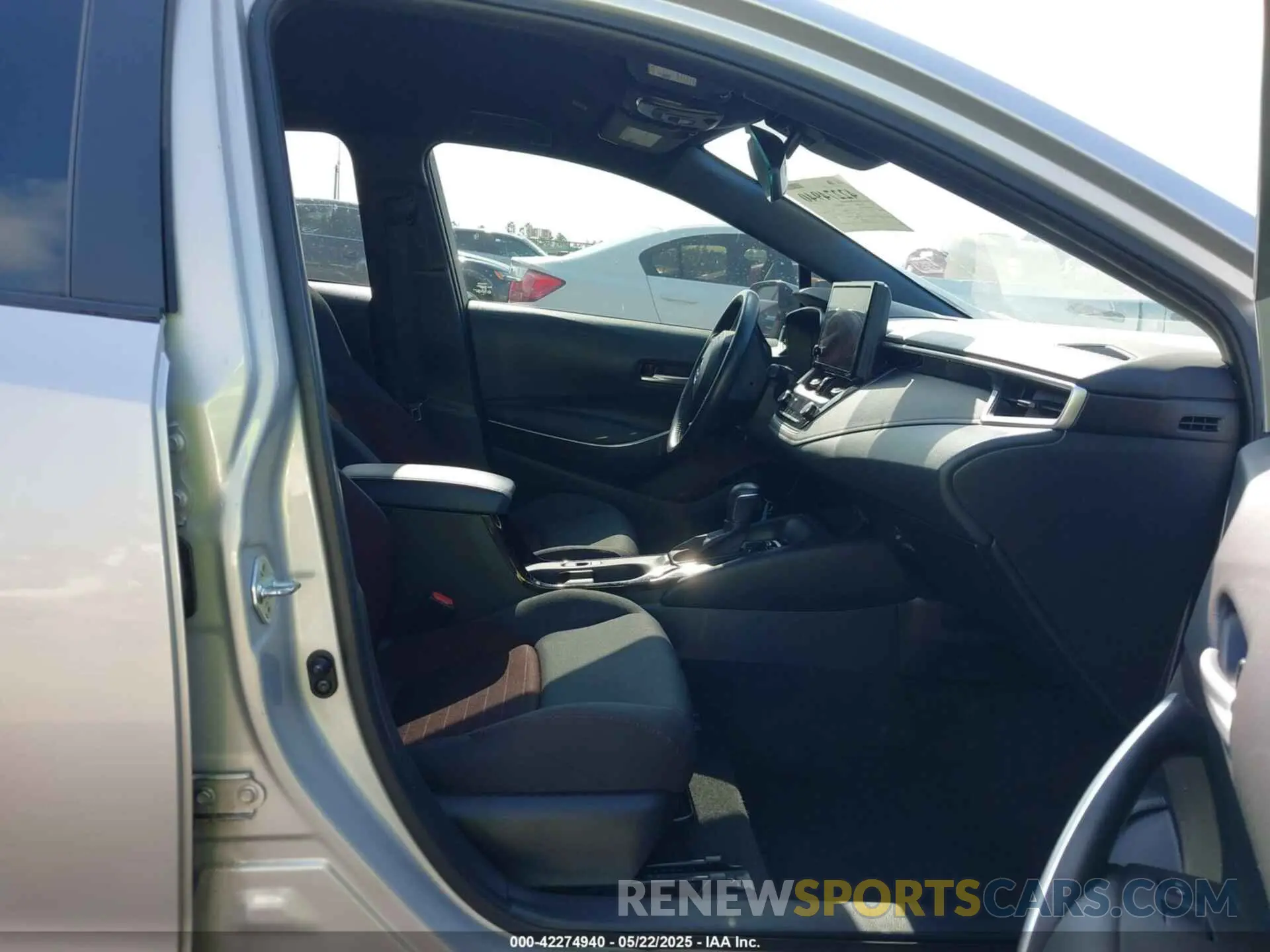 5 Photograph of a damaged car 5YFS4MCEXPP139628 TOYOTA COROLLA 2023