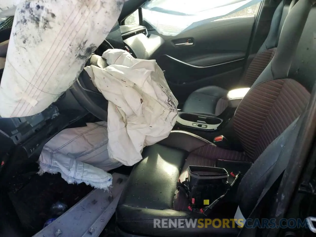 7 Photograph of a damaged car 5YFT4MCE3PP152127 TOYOTA COROLLA 2023