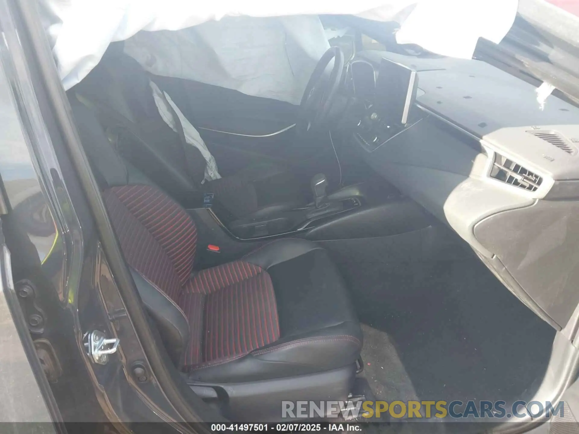 5 Photograph of a damaged car 5YFT4MCE3PP165332 TOYOTA COROLLA 2023