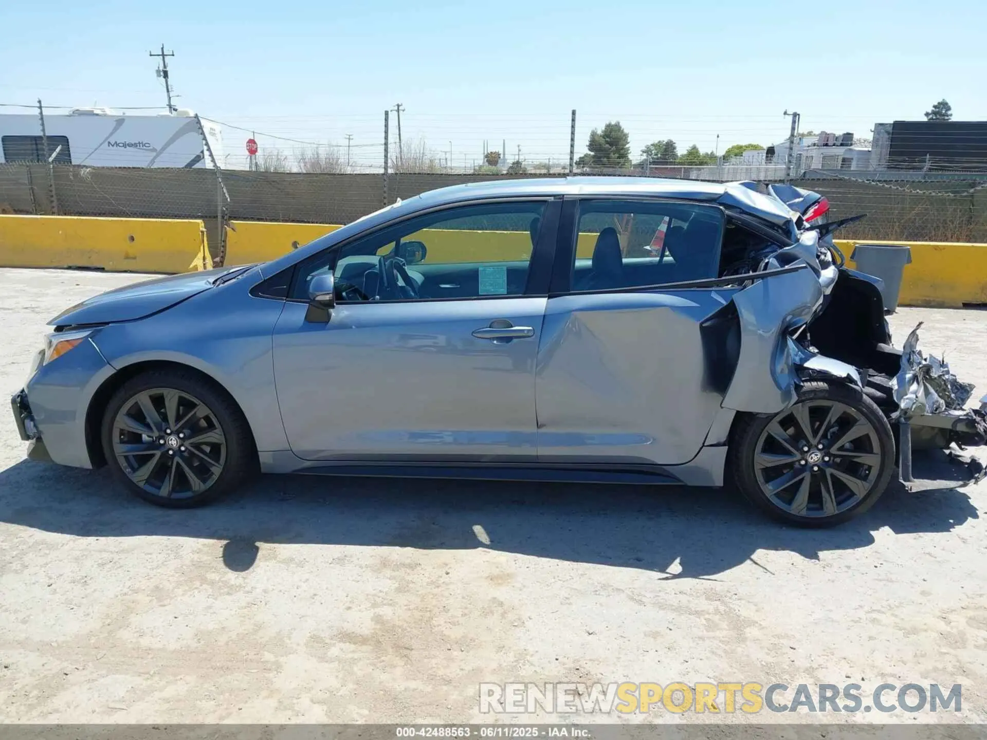 14 Photograph of a damaged car 5YFT4MCE3PP167534 TOYOTA COROLLA 2023