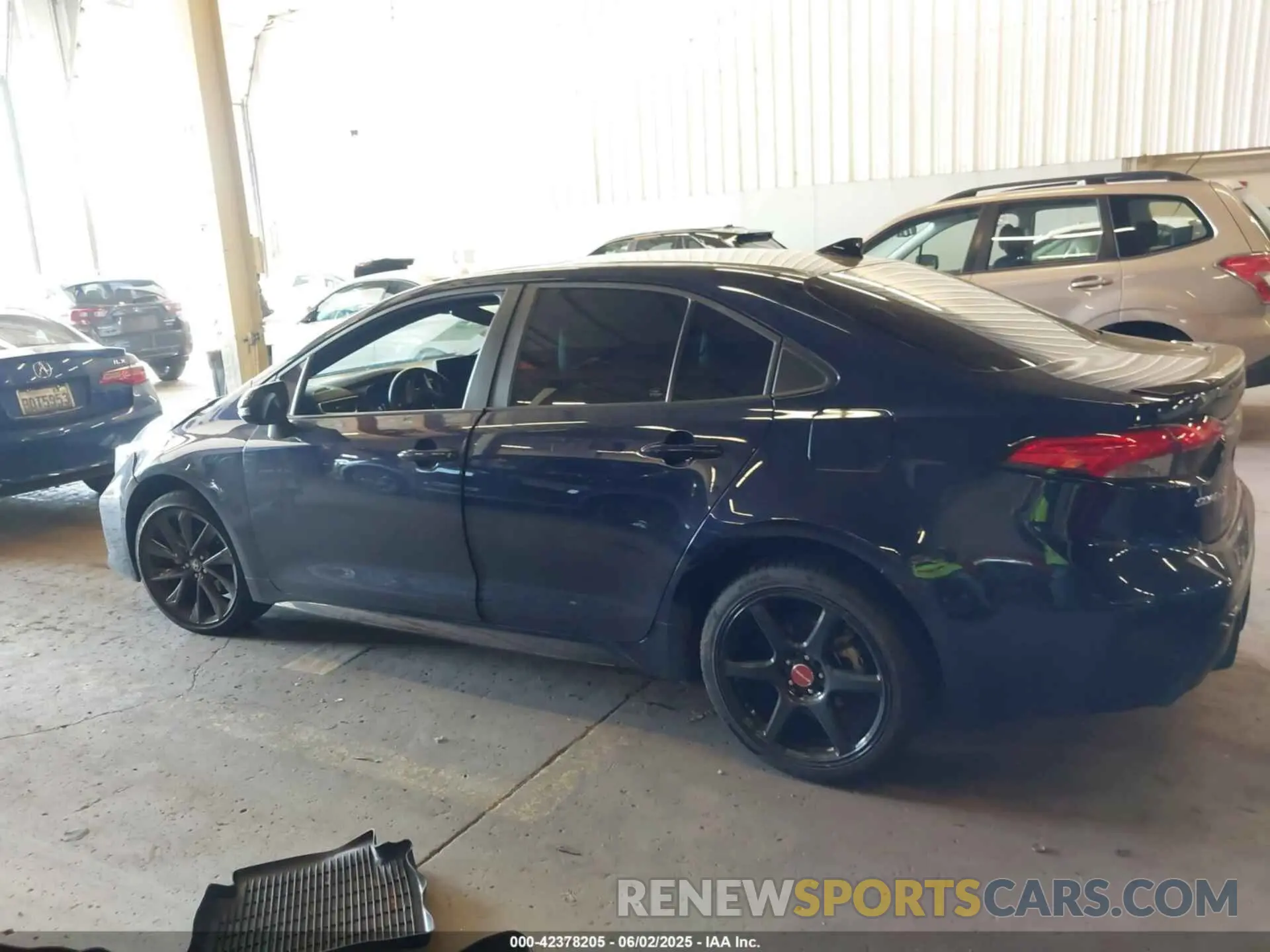 13 Photograph of a damaged car 5YFT4MCE5PP146992 TOYOTA COROLLA 2023