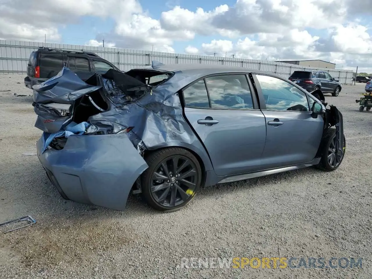 3 Photograph of a damaged car 5YFT4MCE8PP157050 TOYOTA COROLLA 2023
