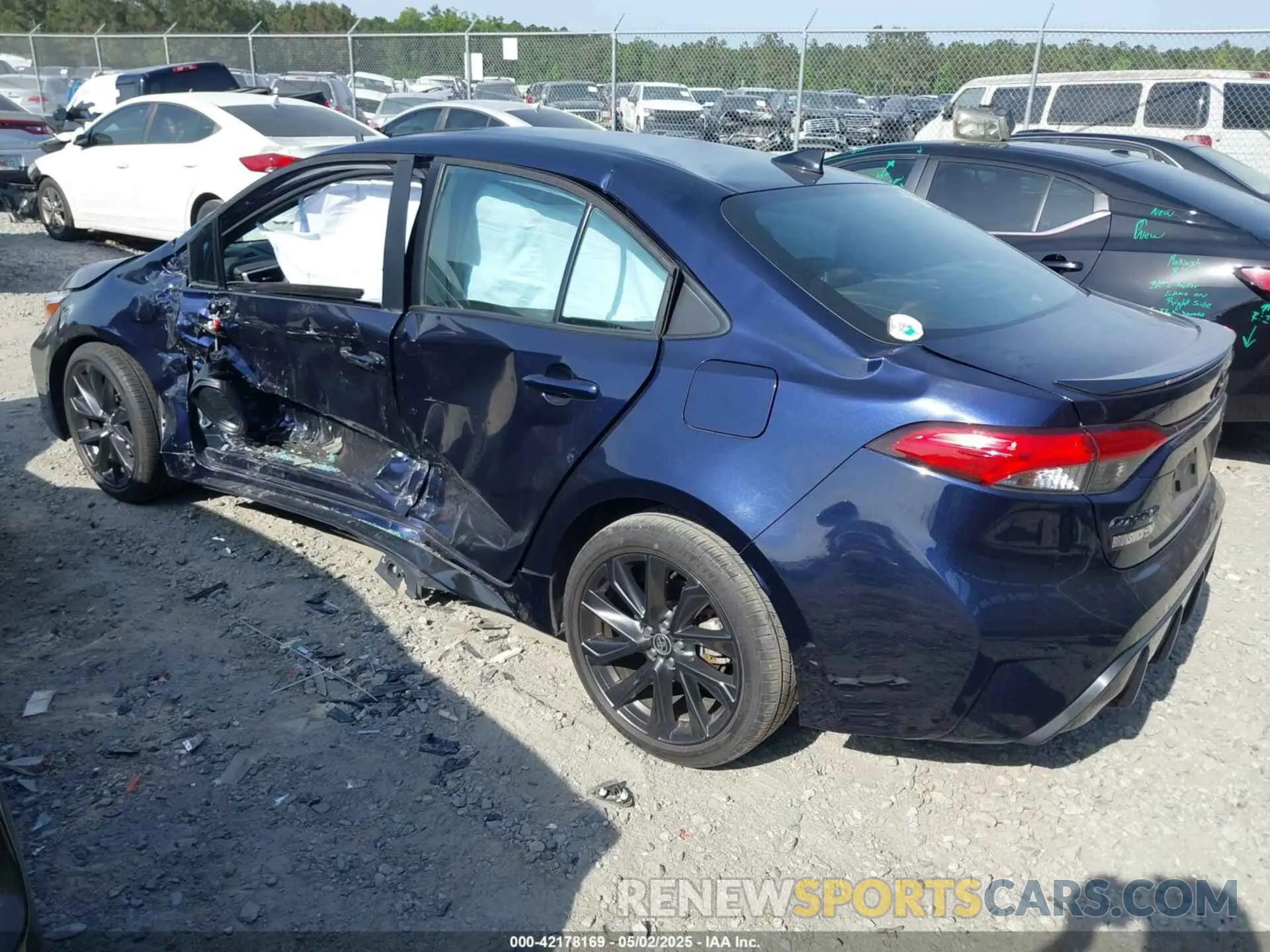 3 Photograph of a damaged car 5YFT4MCE9PP146672 TOYOTA COROLLA 2023