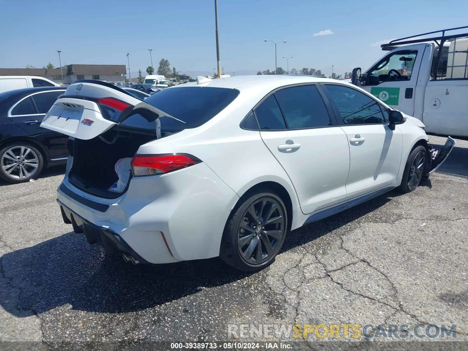 4 Photograph of a damaged car 5YFT4MCEXPP155770 TOYOTA COROLLA 2023