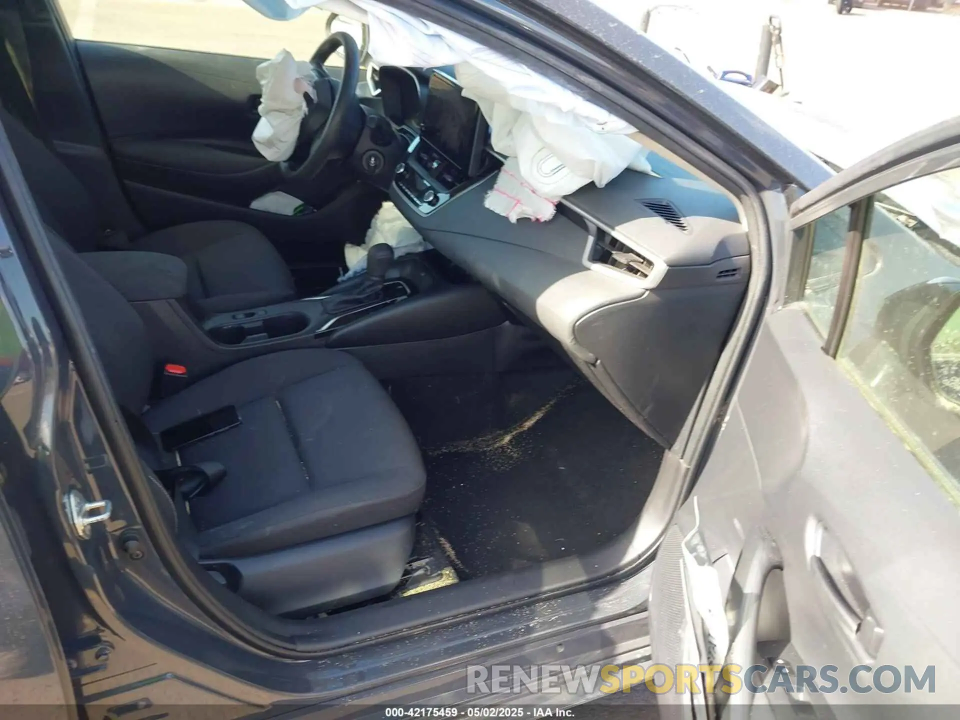 5 Photograph of a damaged car JTDB4MEE5P3014123 TOYOTA COROLLA 2023