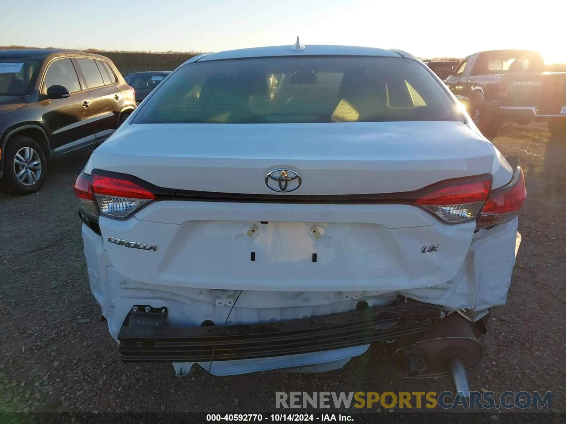 17 Photograph of a damaged car JTDB4MEE5P3014753 TOYOTA COROLLA 2023