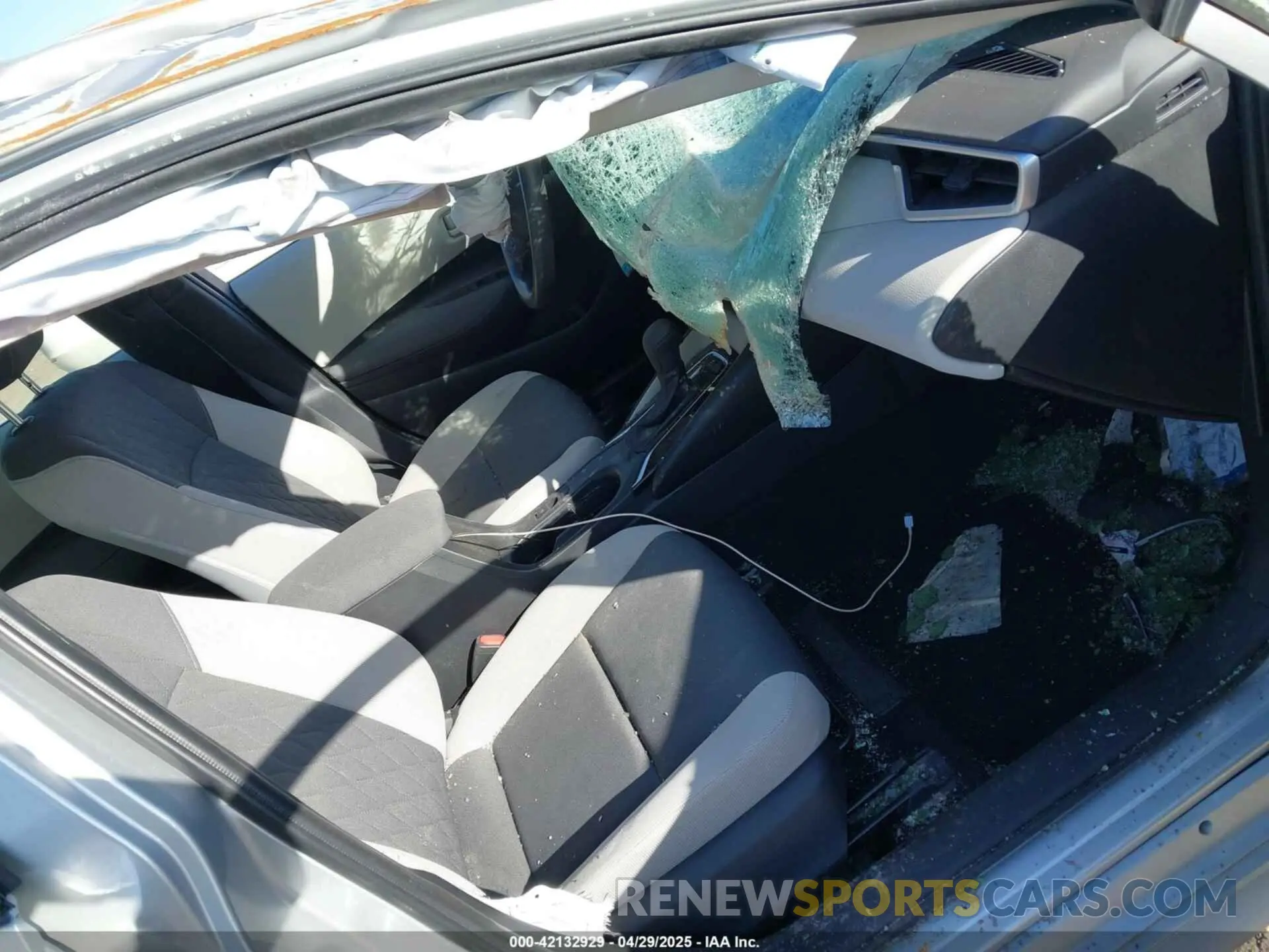 5 Photograph of a damaged car JTDB4MEE6P3013370 TOYOTA COROLLA 2023