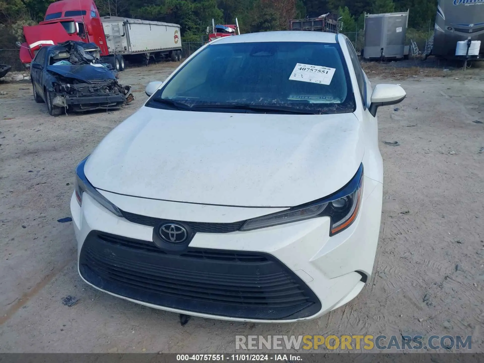 6 Photograph of a damaged car JTDB4MEE7PJ000770 TOYOTA COROLLA 2023