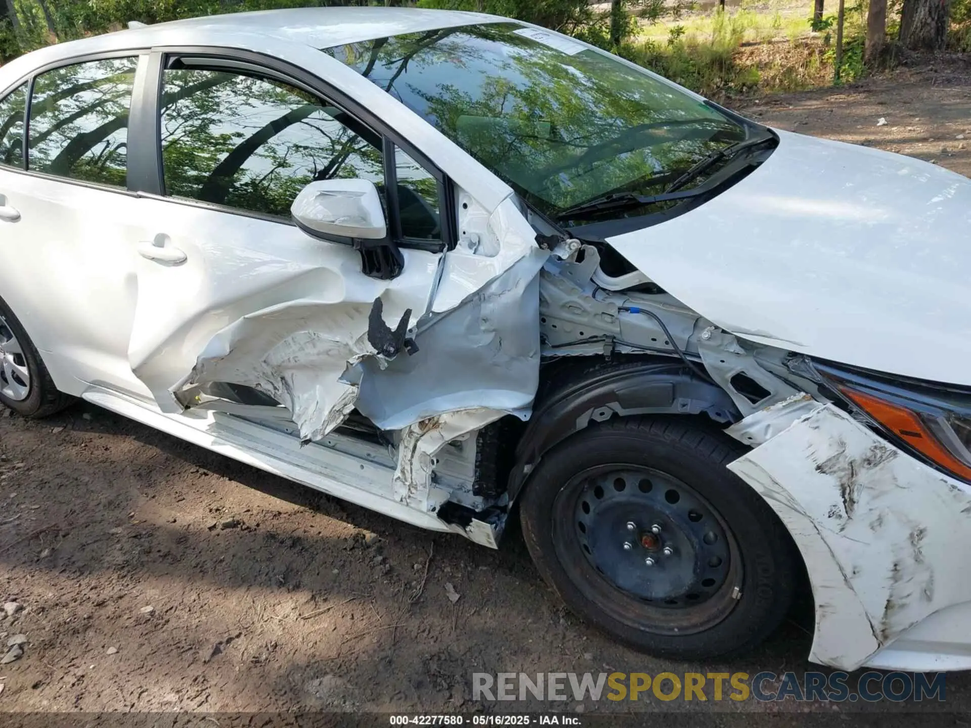 6 Photograph of a damaged car JTDB4MEE7PJ011381 TOYOTA COROLLA 2023