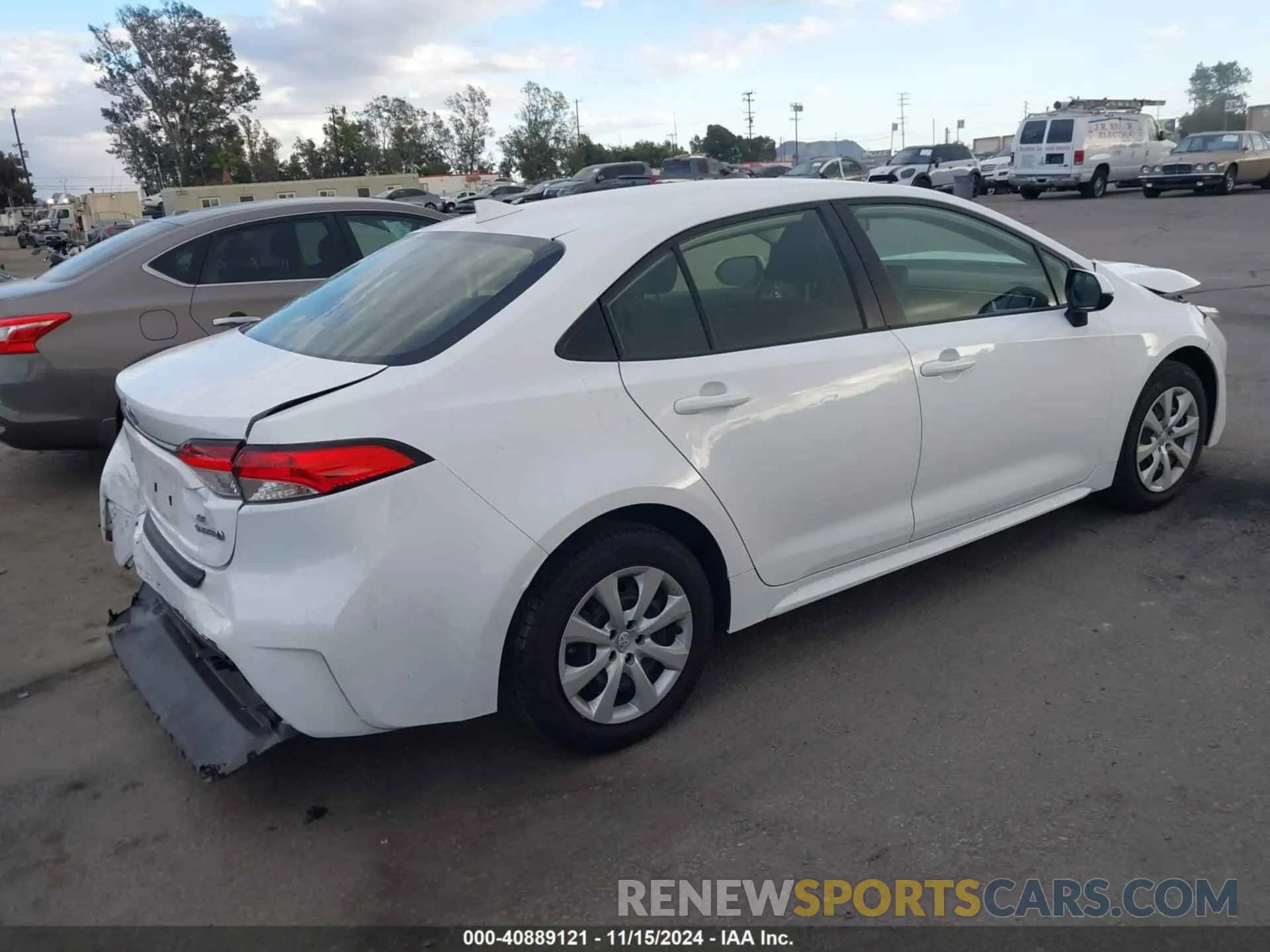 4 Photograph of a damaged car JTDBCMFE0P3013415 TOYOTA COROLLA 2023
