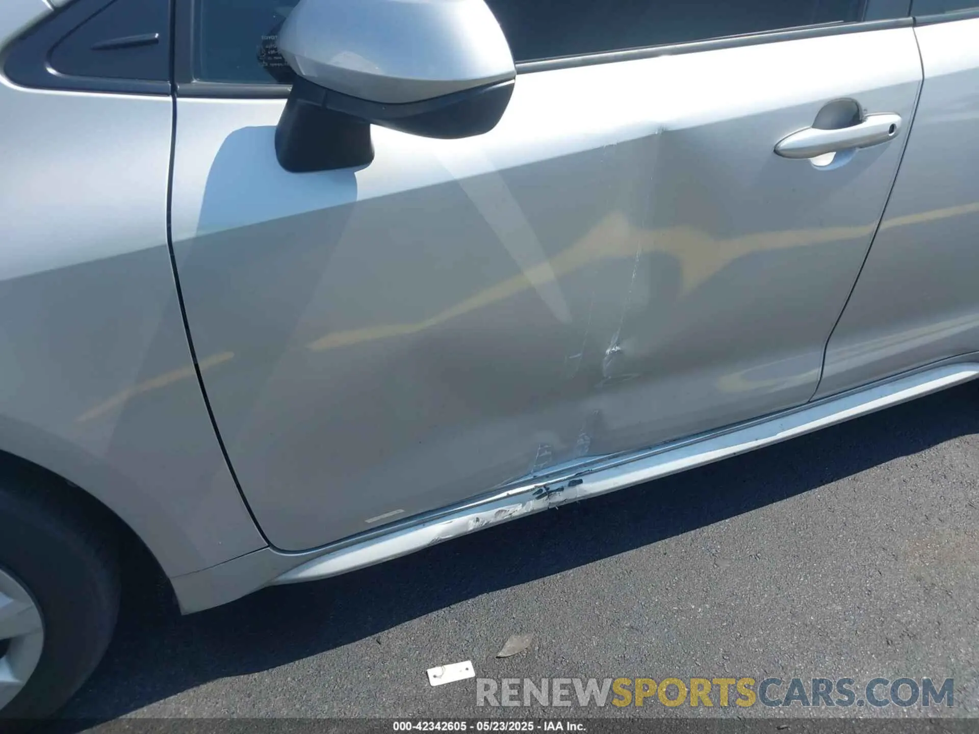 18 Photograph of a damaged car JTDBCMFE0P3021742 TOYOTA COROLLA 2023