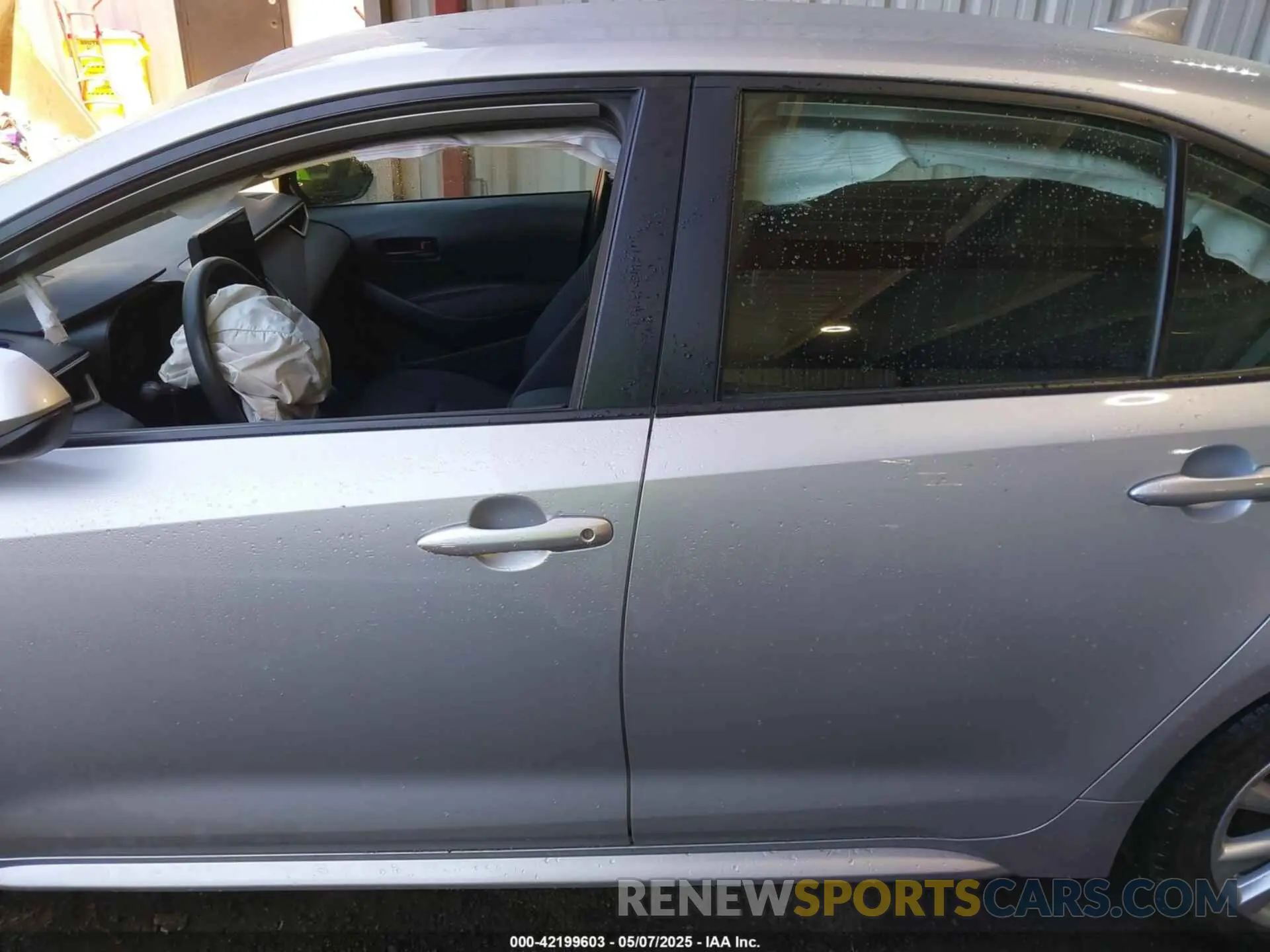 15 Photograph of a damaged car JTDBCMFE1P3008773 TOYOTA COROLLA 2023