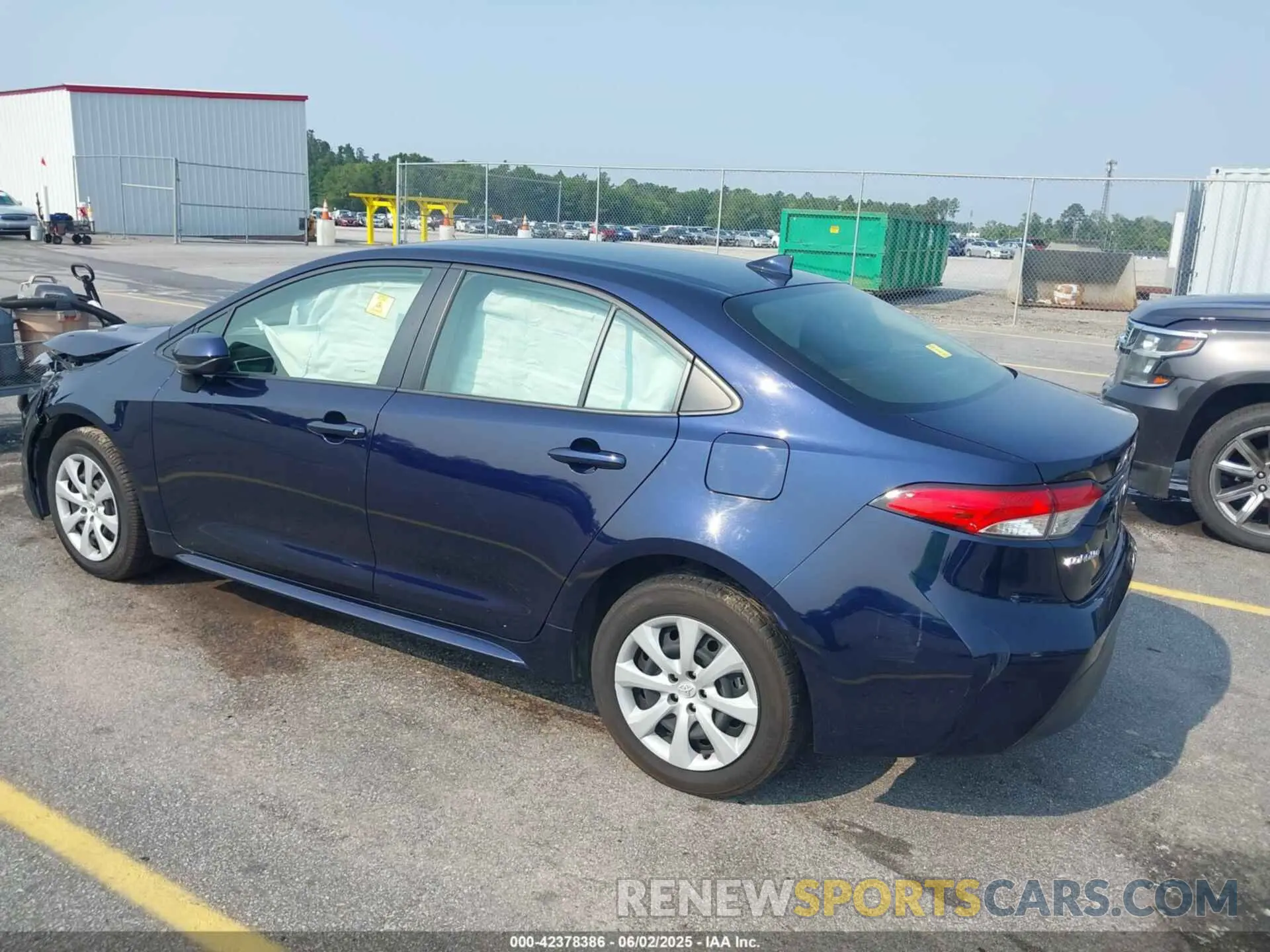 3 Photograph of a damaged car JTDBCMFE2PJ015338 TOYOTA COROLLA 2023