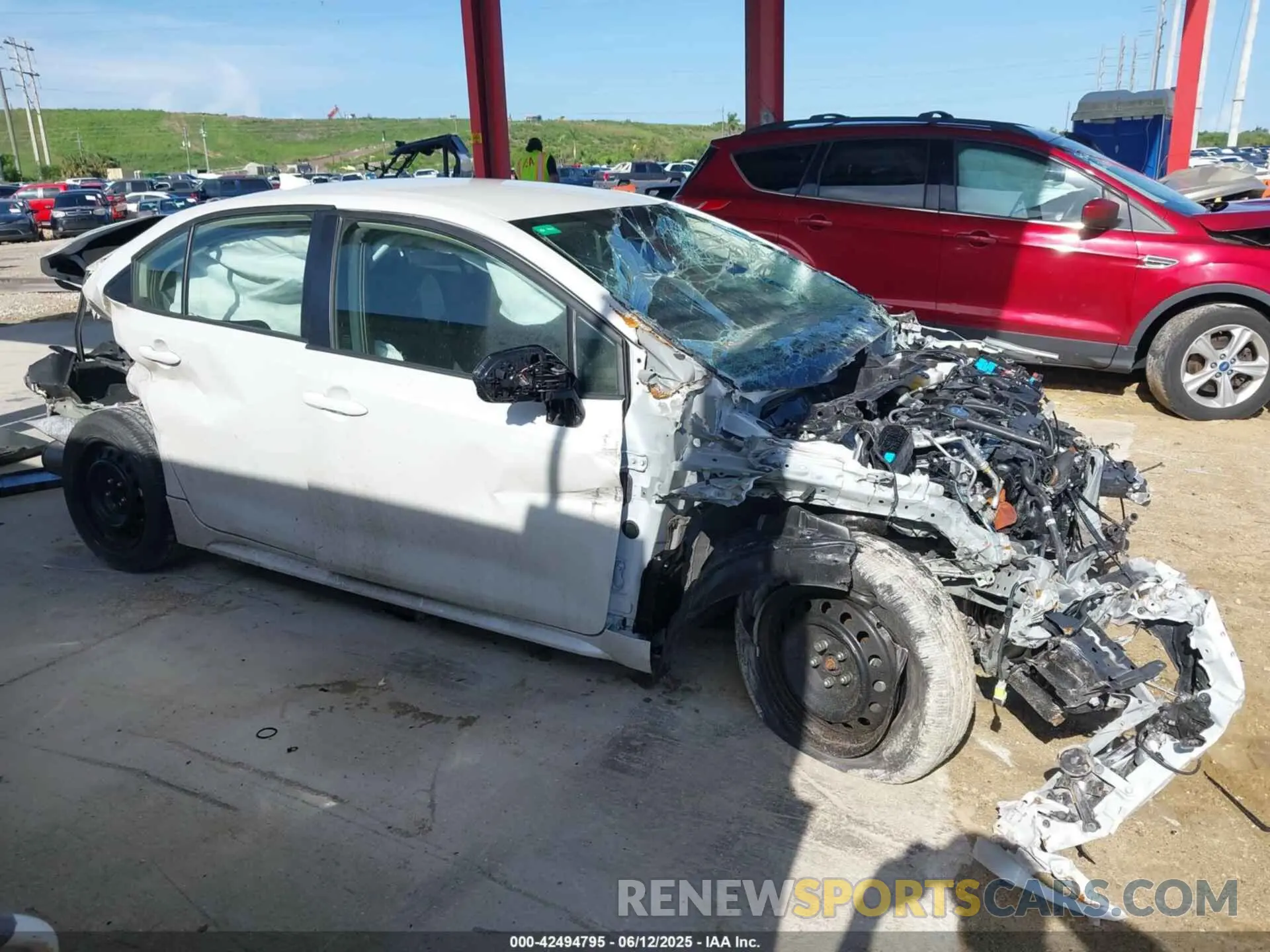 14 Photograph of a damaged car JTDBCMFE3PJ001058 TOYOTA COROLLA 2023