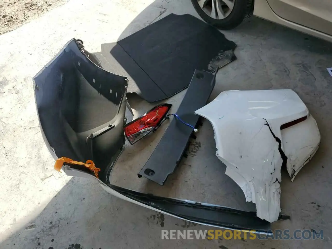 14 Photograph of a damaged car JTDBCMFE4P3006113 TOYOTA COROLLA 2023