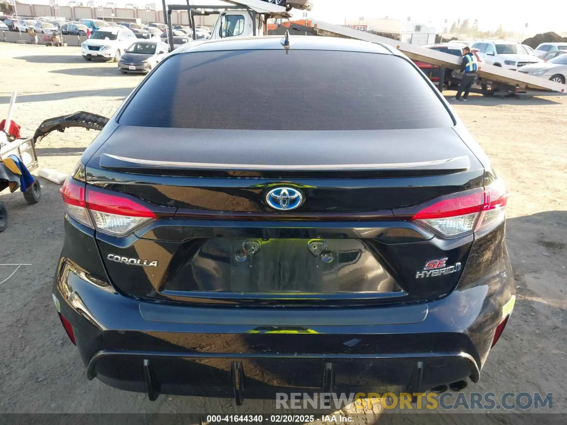 17 Photograph of a damaged car JTDBCMFE4P3015622 TOYOTA COROLLA 2023