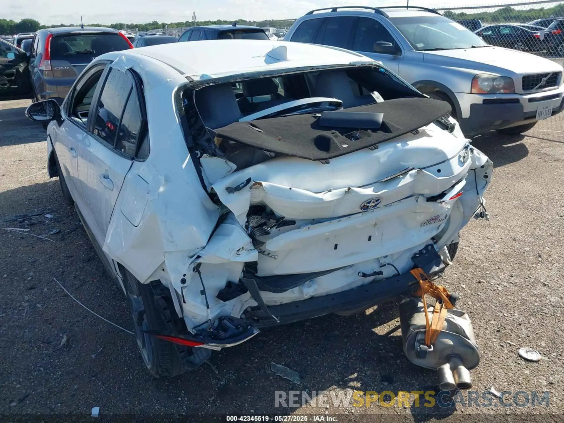 6 Photograph of a damaged car JTDBCMFE4P3018150 TOYOTA COROLLA 2023
