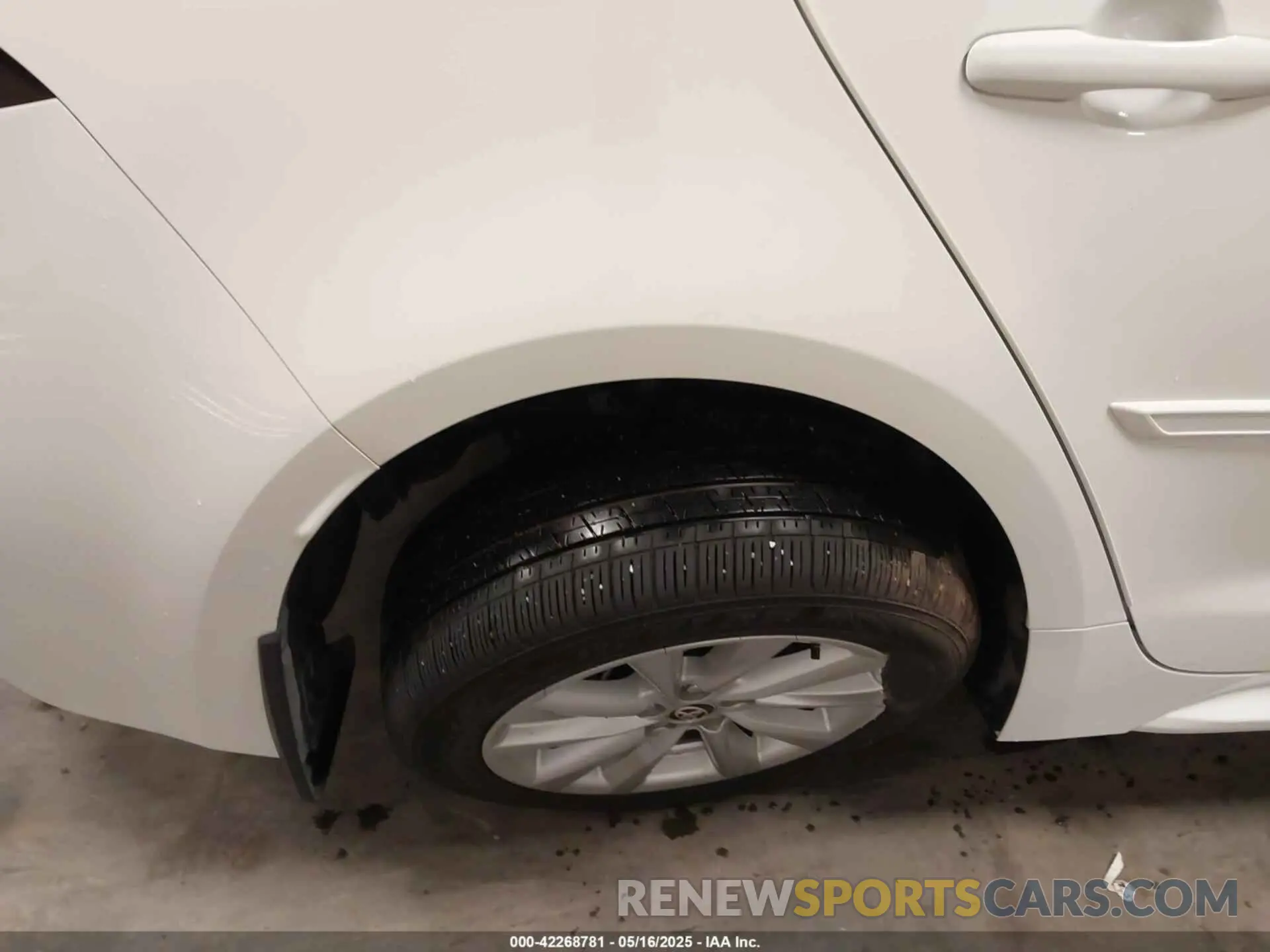 19 Photograph of a damaged car JTDBCMFE4P3024255 TOYOTA COROLLA 2023