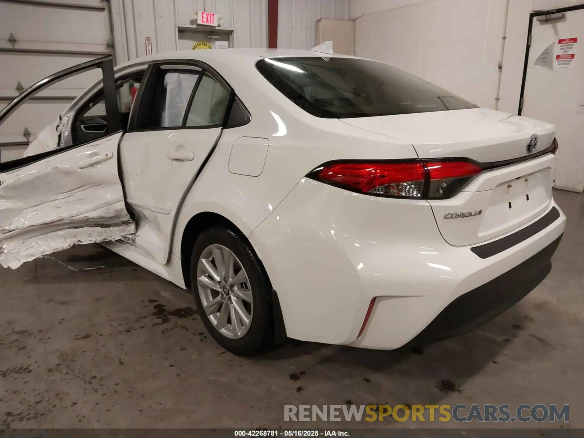 3 Photograph of a damaged car JTDBCMFE4P3024255 TOYOTA COROLLA 2023