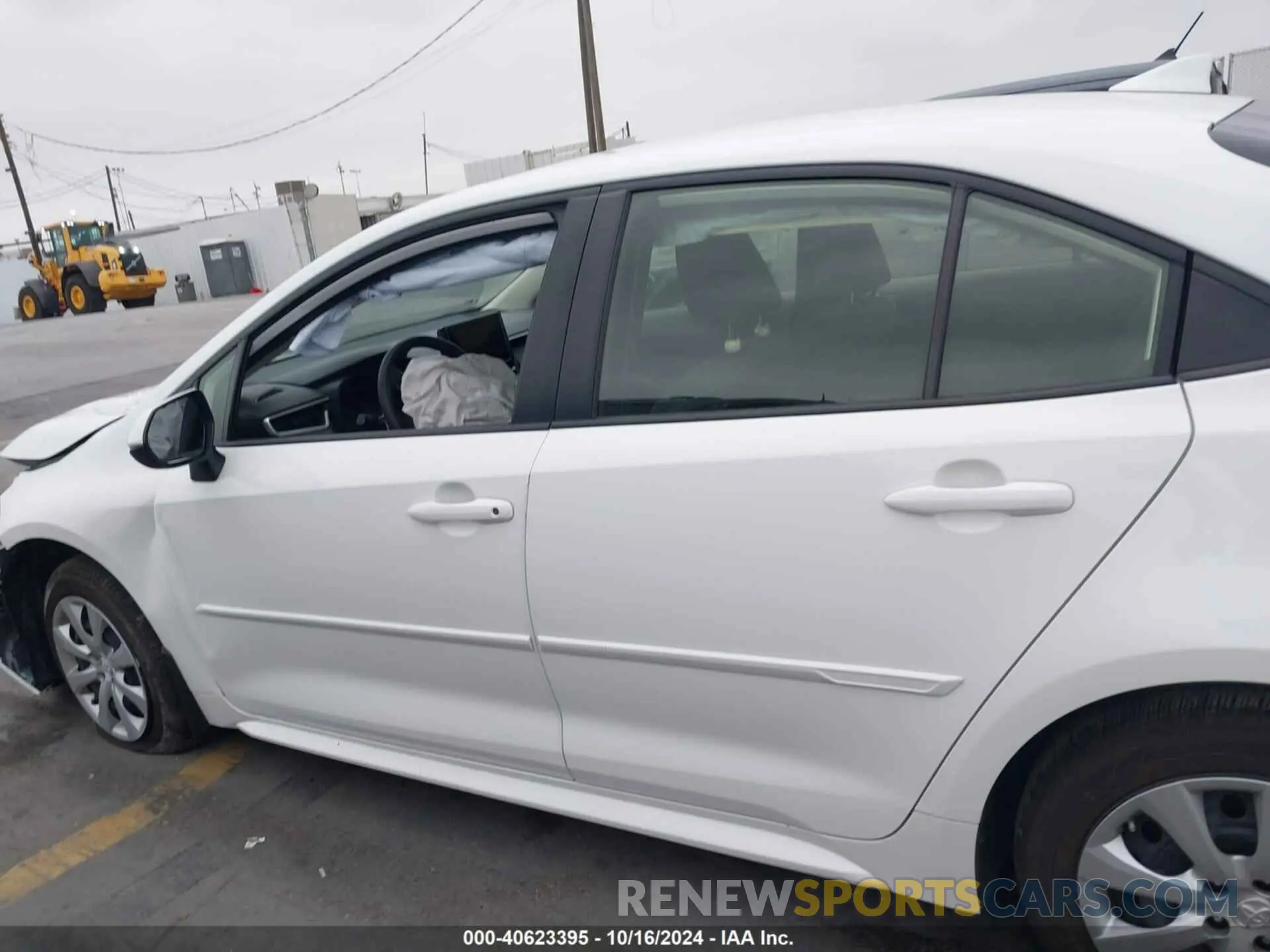 14 Photograph of a damaged car JTDBCMFE5P3014947 TOYOTA COROLLA 2023