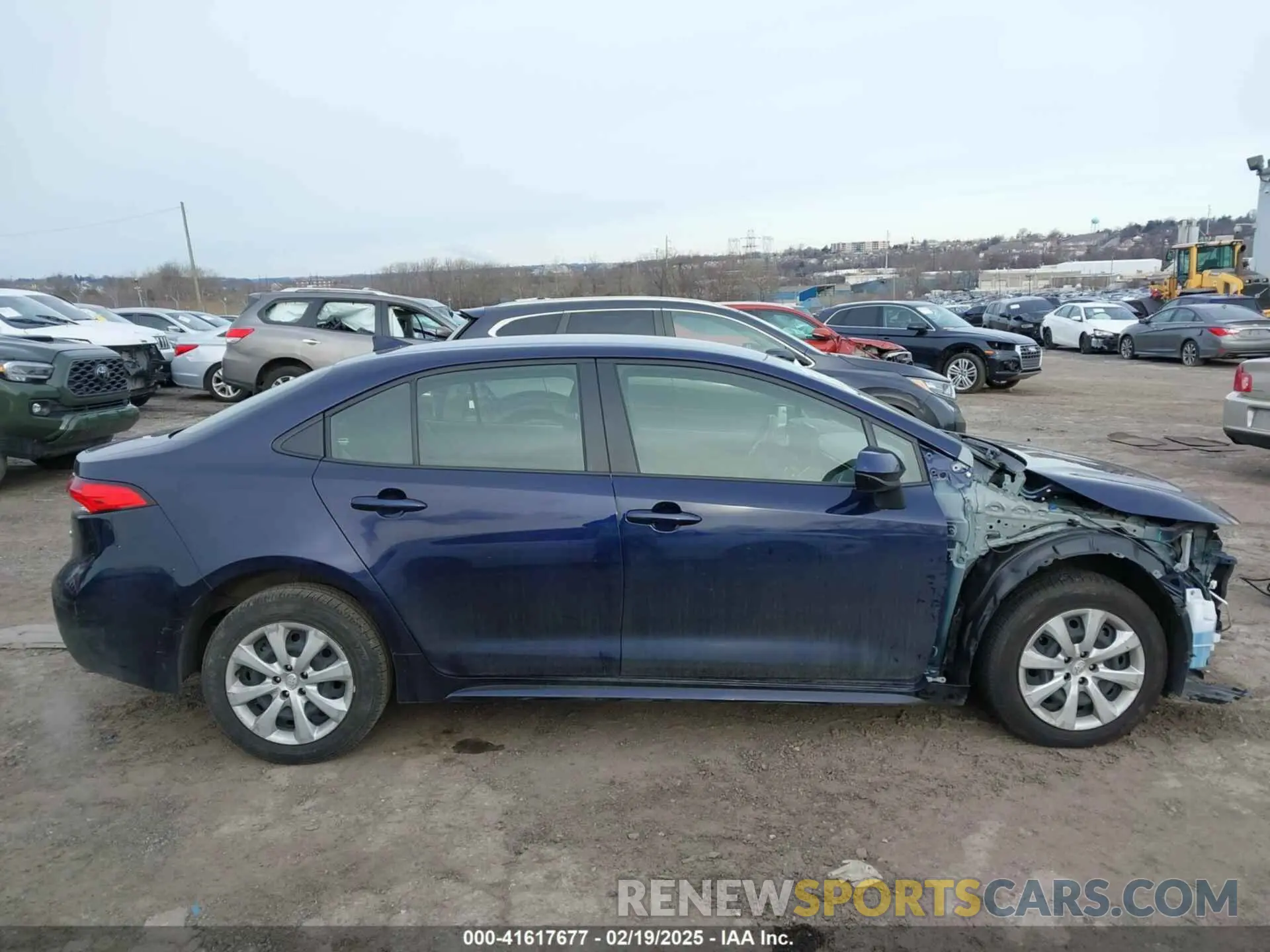 14 Photograph of a damaged car JTDBCMFE5PJ006102 TOYOTA COROLLA 2023