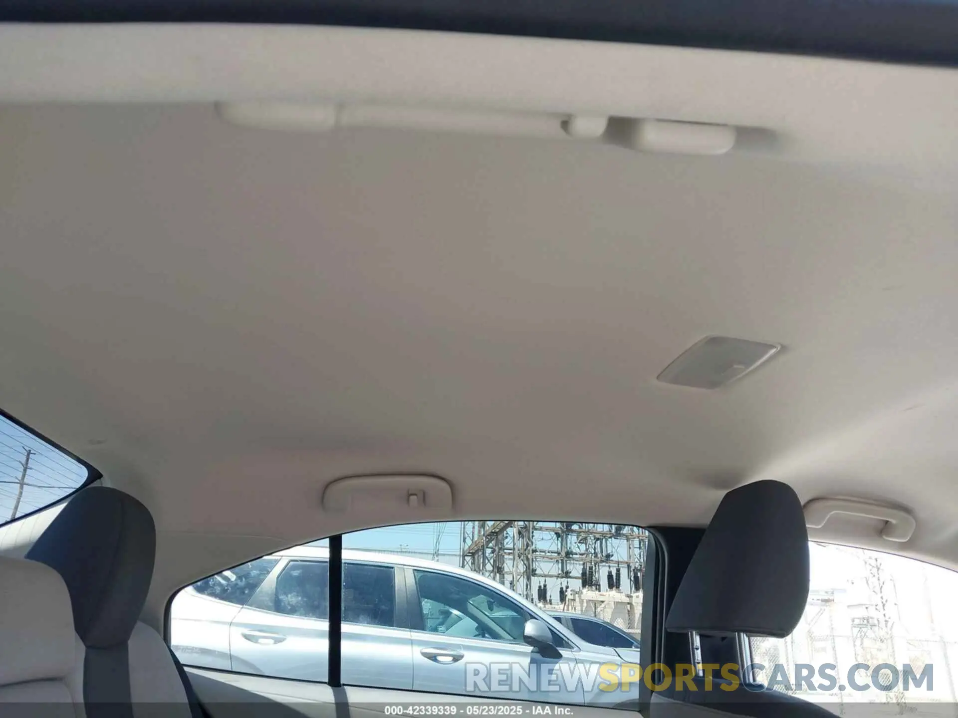 8 Photograph of a damaged car JTDBCMFE5PJ015768 TOYOTA COROLLA 2023