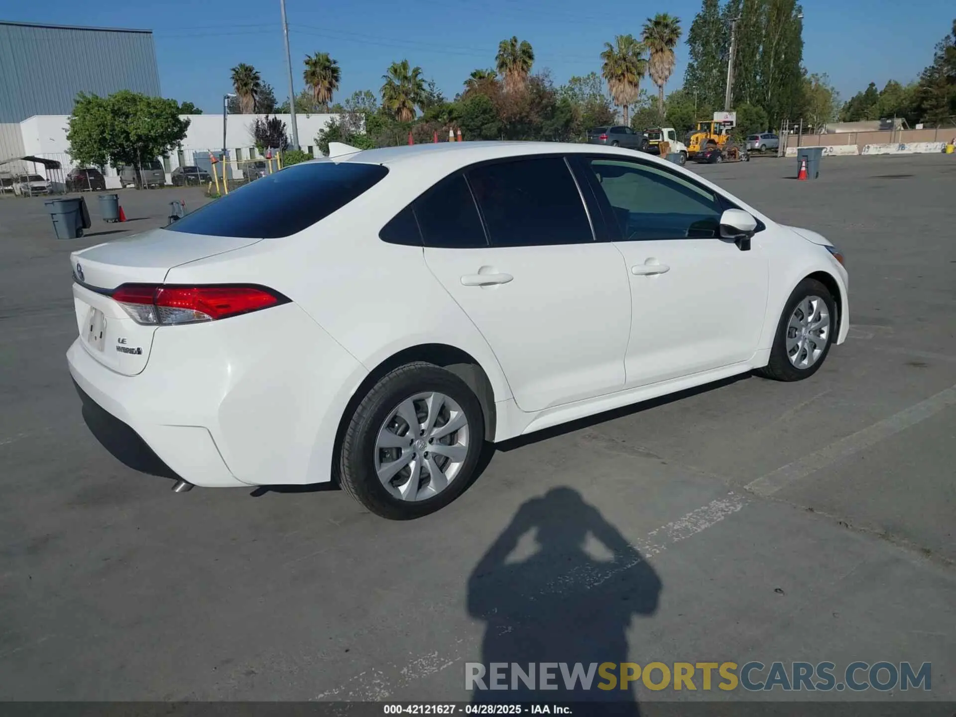 4 Photograph of a damaged car JTDBCMFE6P3017937 TOYOTA COROLLA 2023