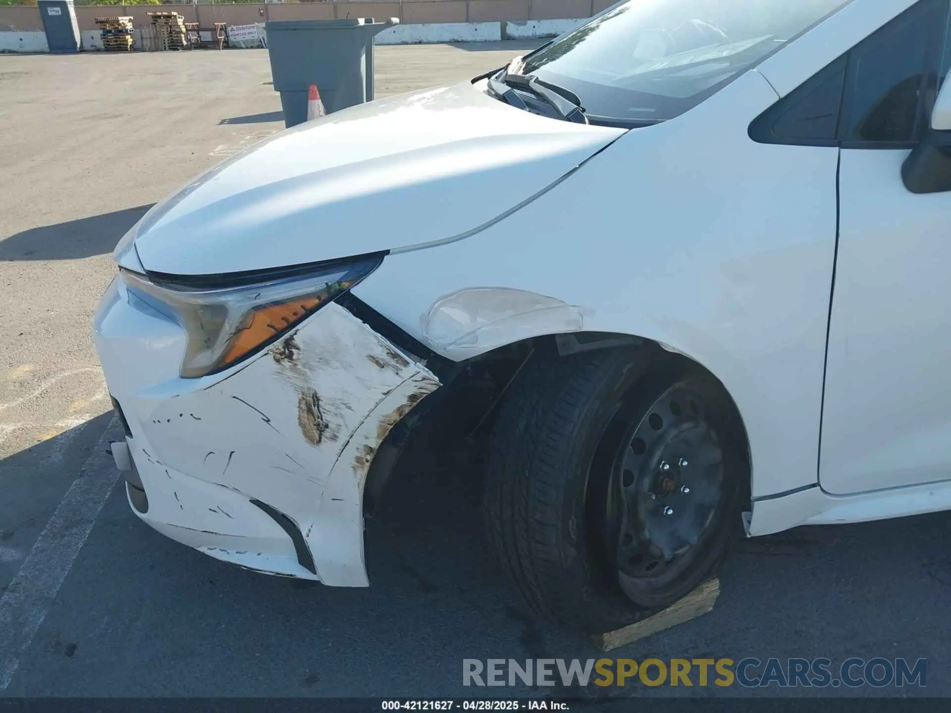 6 Photograph of a damaged car JTDBCMFE6P3017937 TOYOTA COROLLA 2023