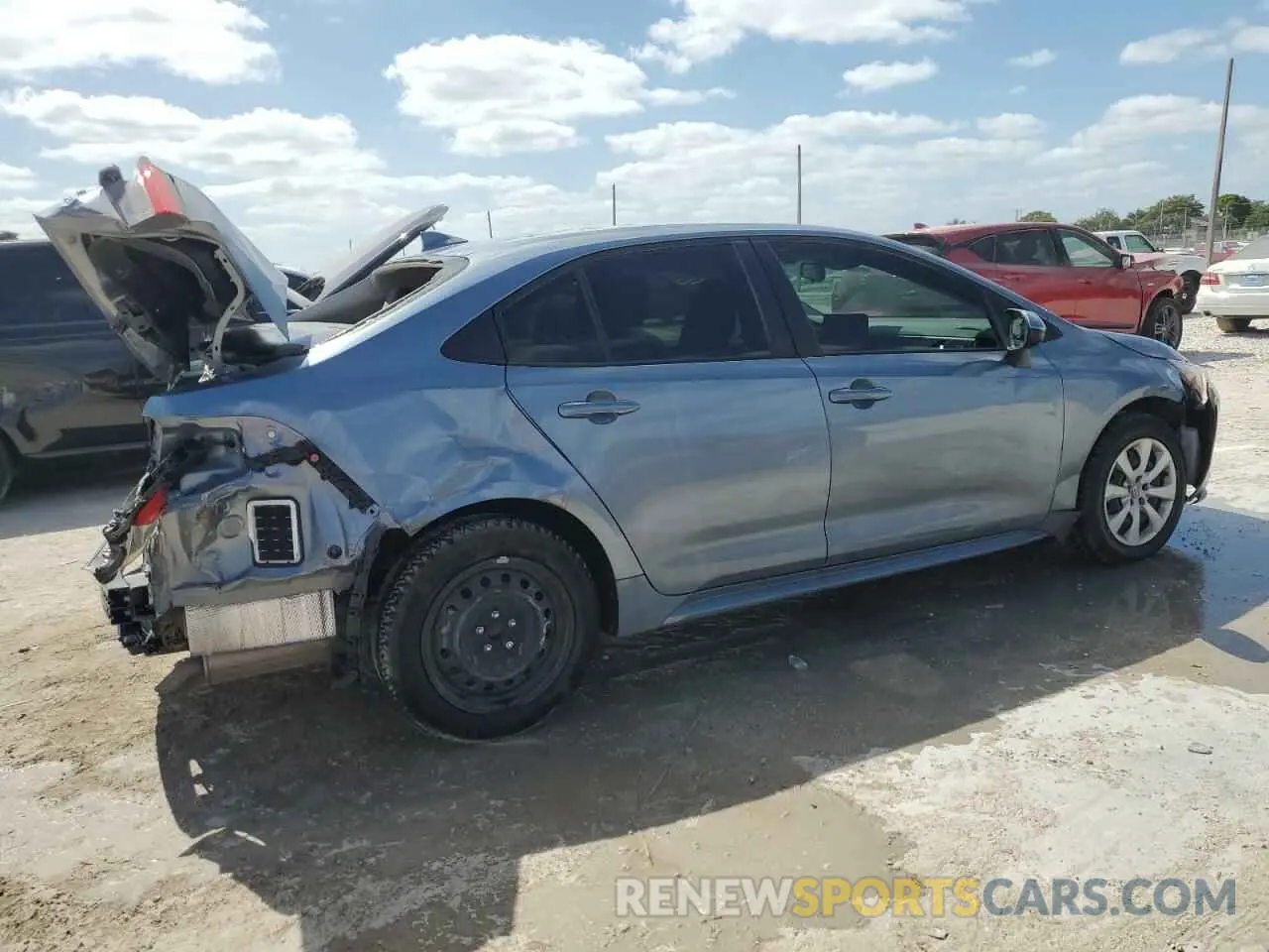 3 Photograph of a damaged car JTDBCMFE6PJ015634 TOYOTA COROLLA 2023
