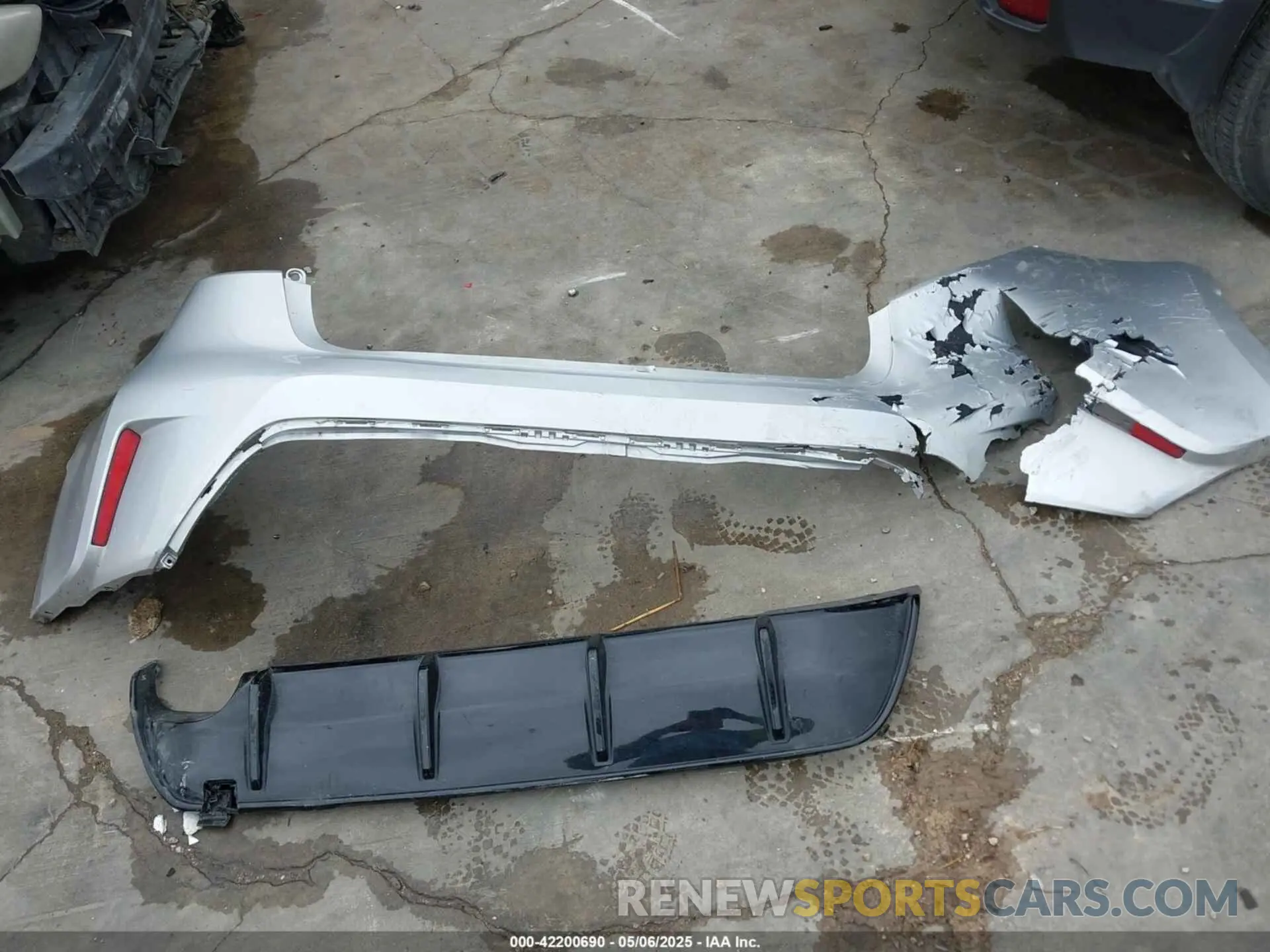 12 Photograph of a damaged car JTDBCMFE7P3012178 TOYOTA COROLLA 2023