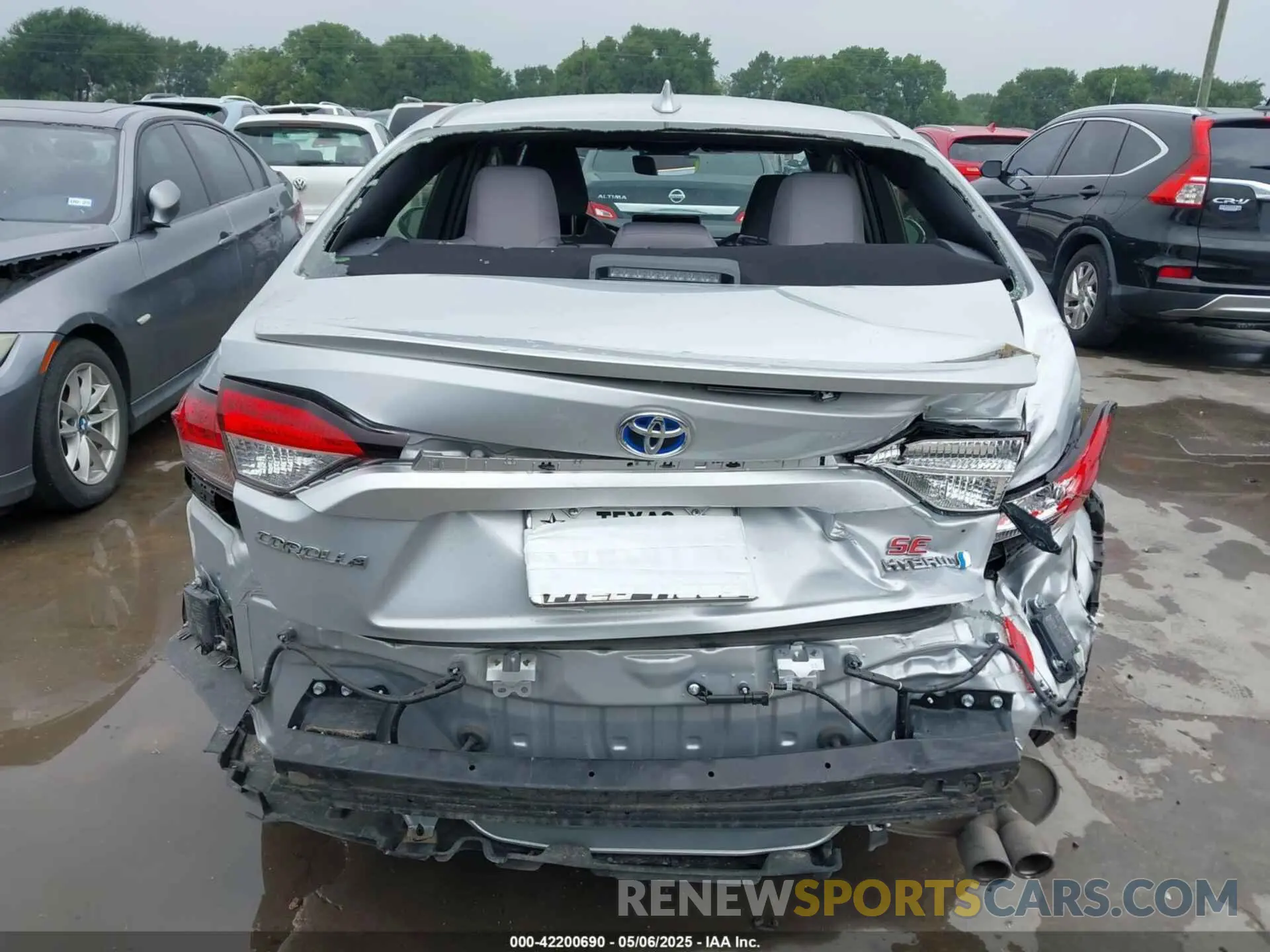 17 Photograph of a damaged car JTDBCMFE7P3012178 TOYOTA COROLLA 2023