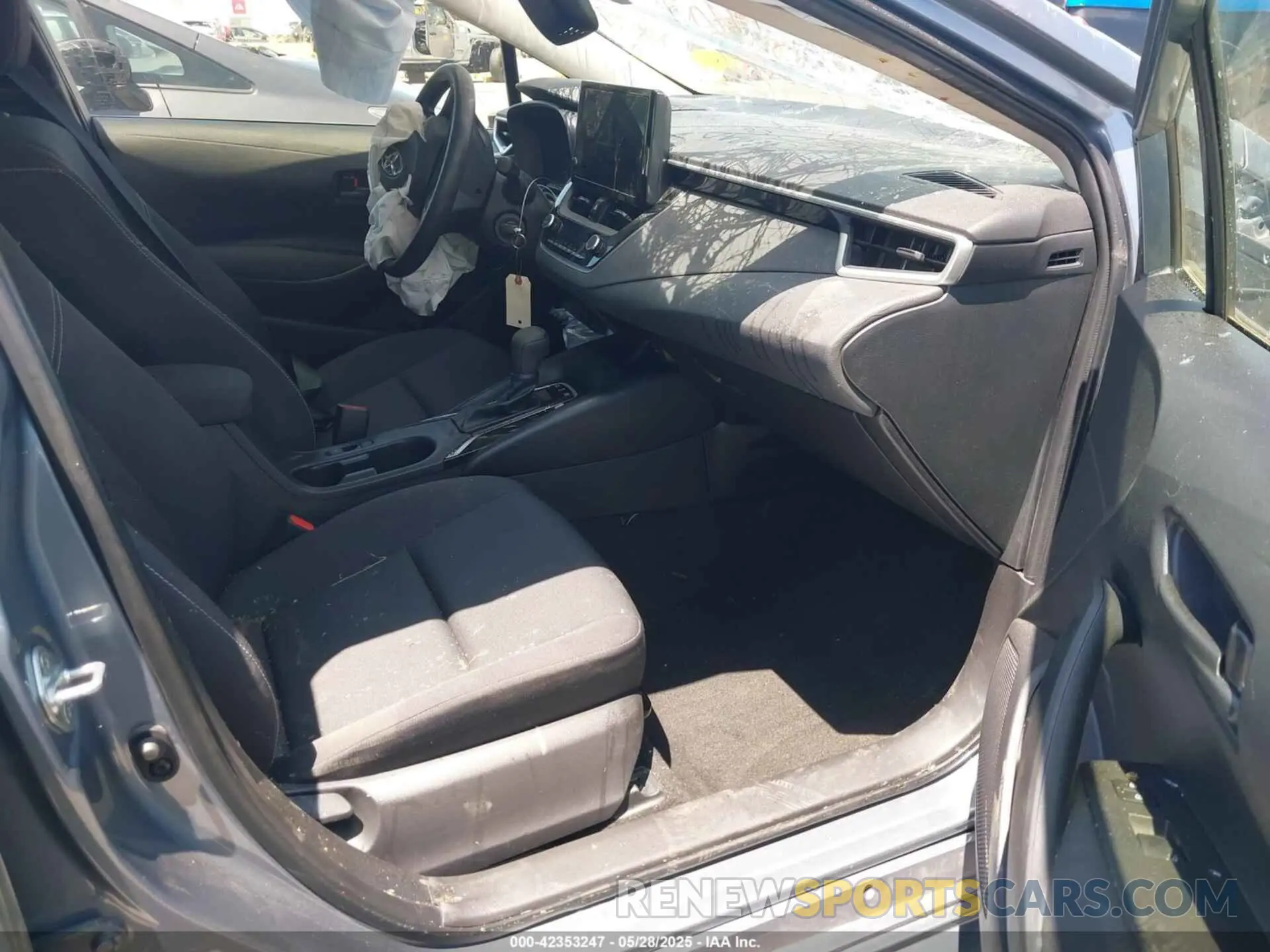 5 Photograph of a damaged car JTDBCMFE7P3020359 TOYOTA COROLLA 2023