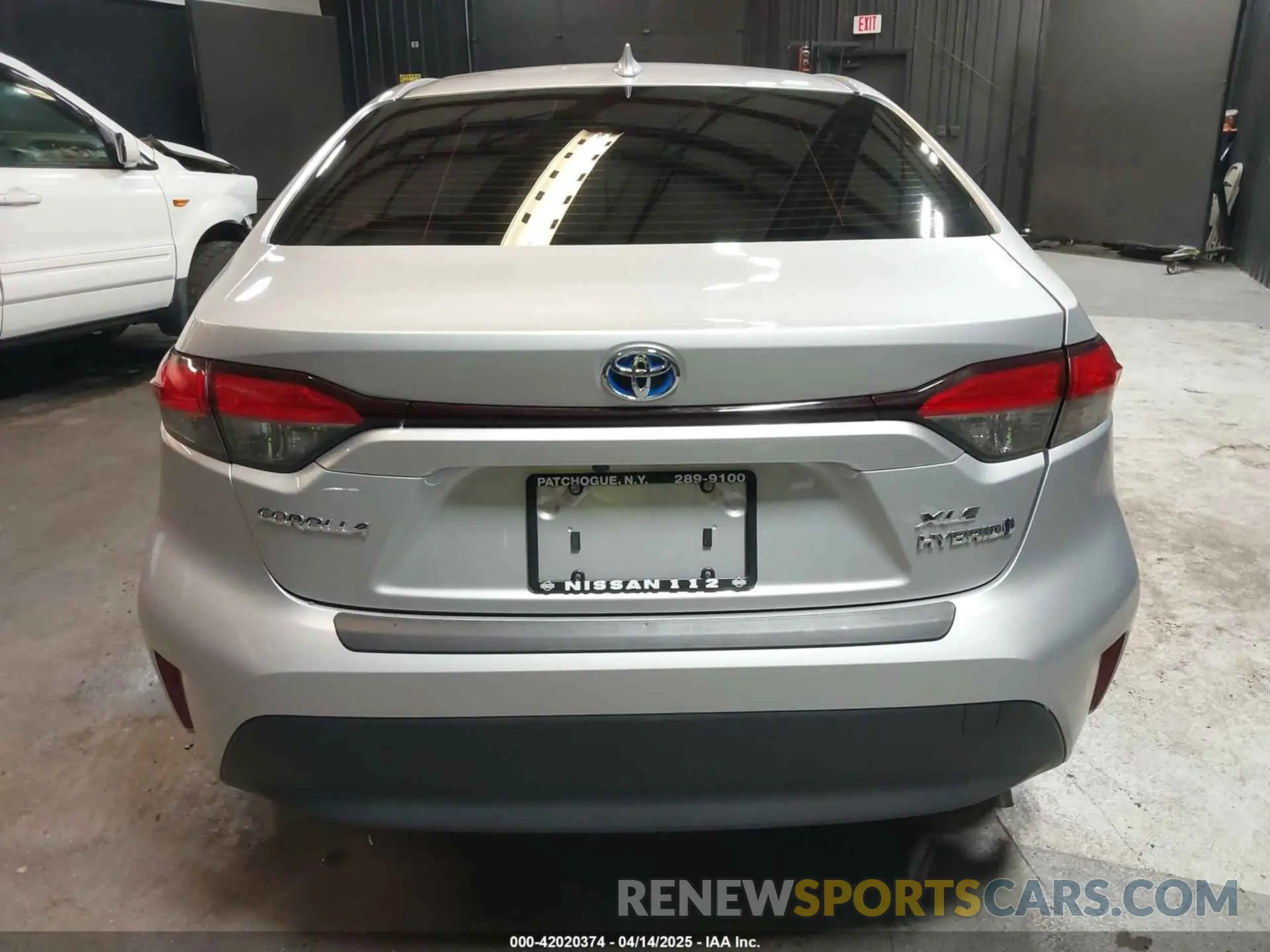 17 Photograph of a damaged car JTDBCMFE8P3002923 TOYOTA COROLLA 2023