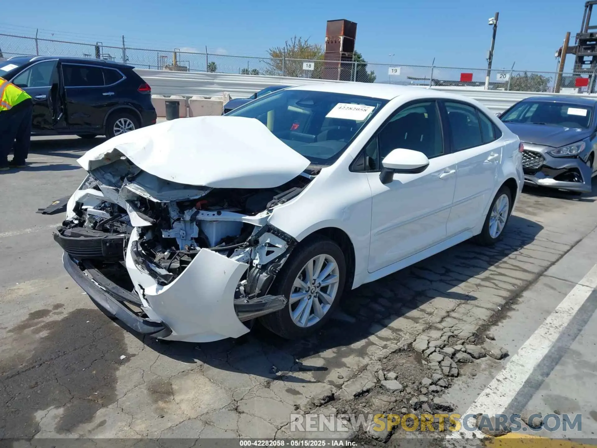 2 Photograph of a damaged car JTDBCMFE8P3008513 TOYOTA COROLLA 2023