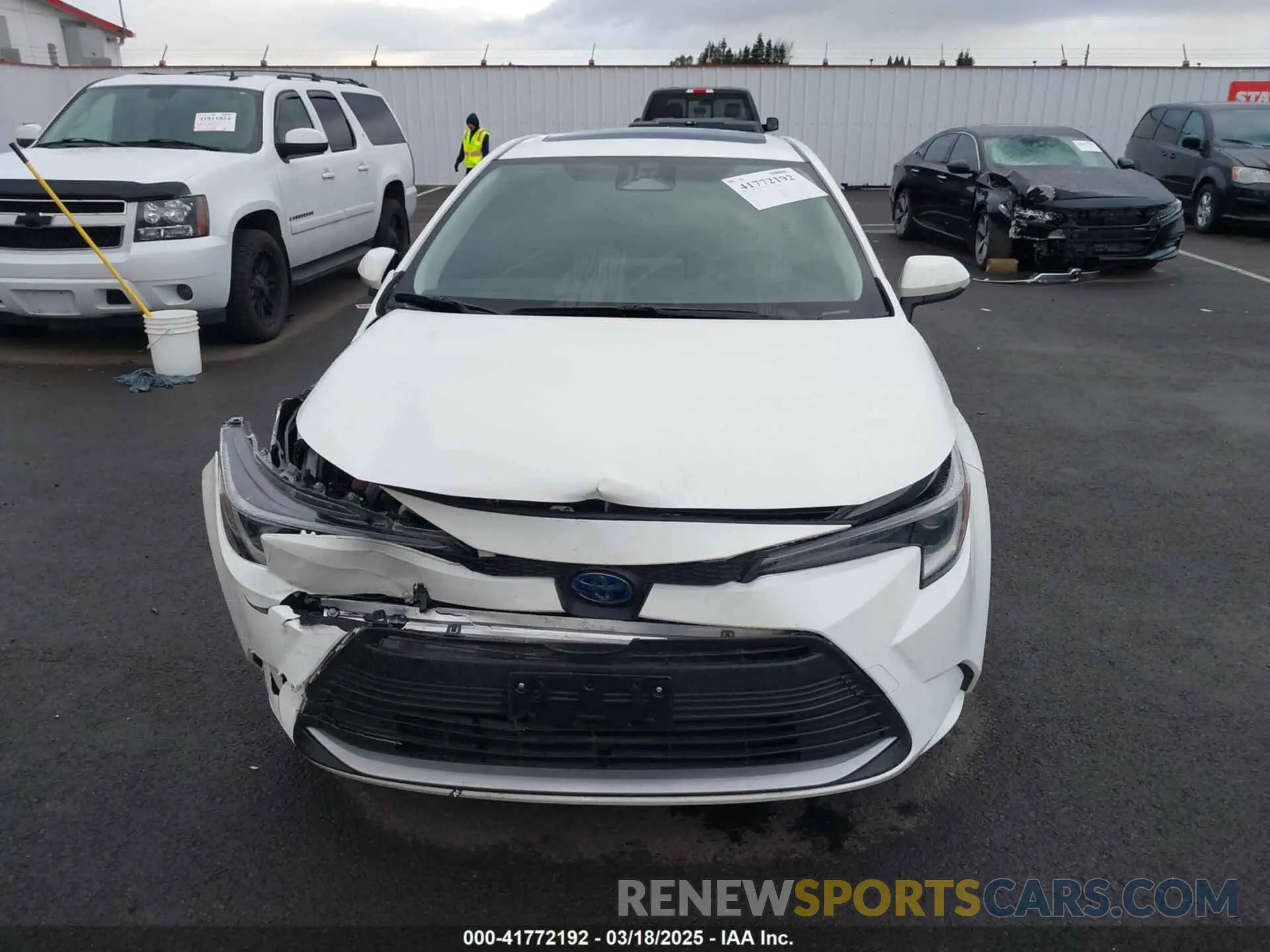12 Photograph of a damaged car JTDBCMFE8PJ010659 TOYOTA COROLLA 2023
