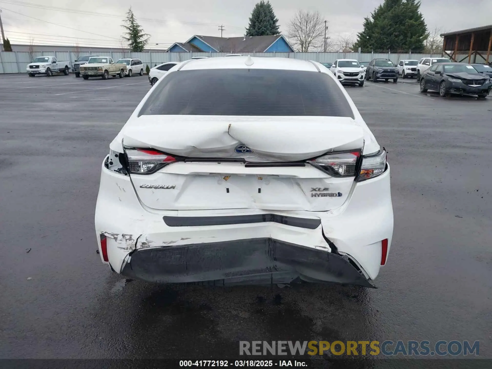 16 Photograph of a damaged car JTDBCMFE8PJ010659 TOYOTA COROLLA 2023