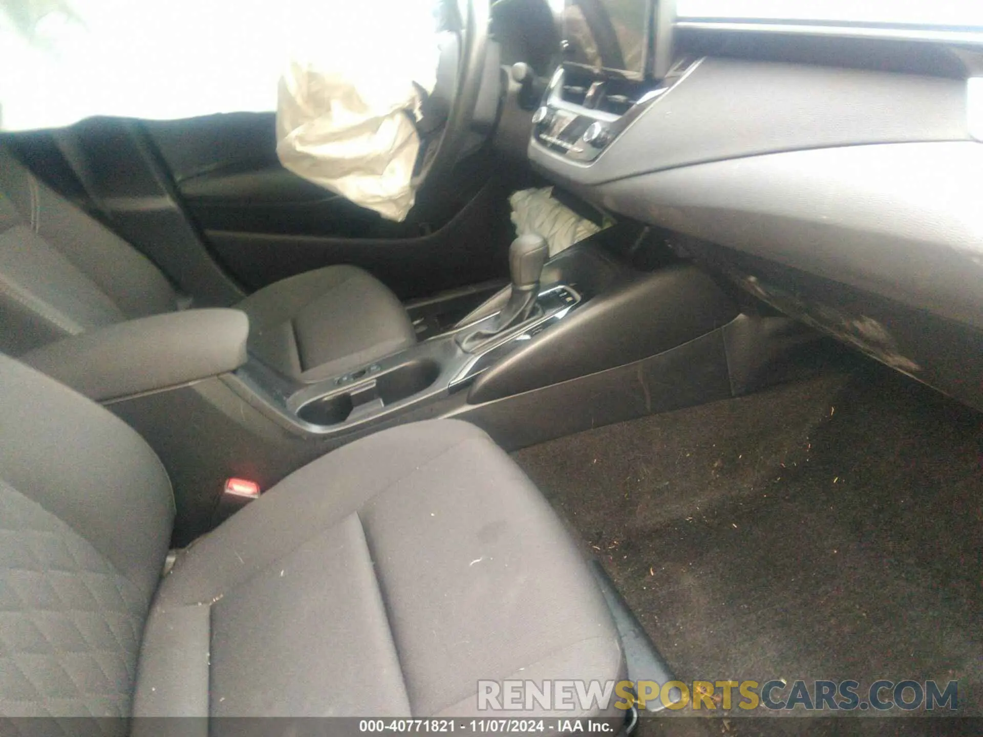 5 Photograph of a damaged car JTDBCMFE9P3013610 TOYOTA COROLLA 2023