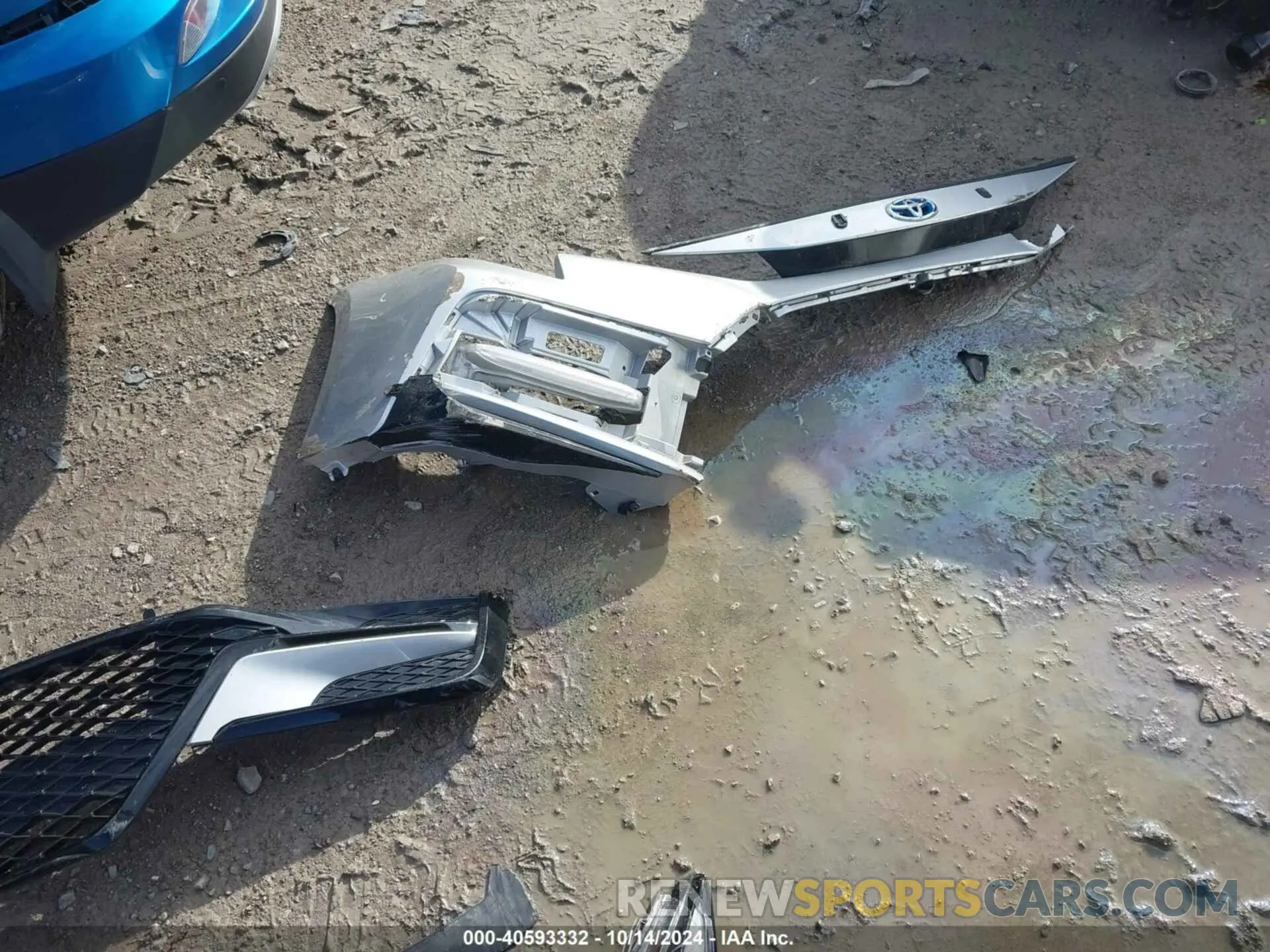 18 Photograph of a damaged car JTDBCMFEXPJ003180 TOYOTA COROLLA 2023