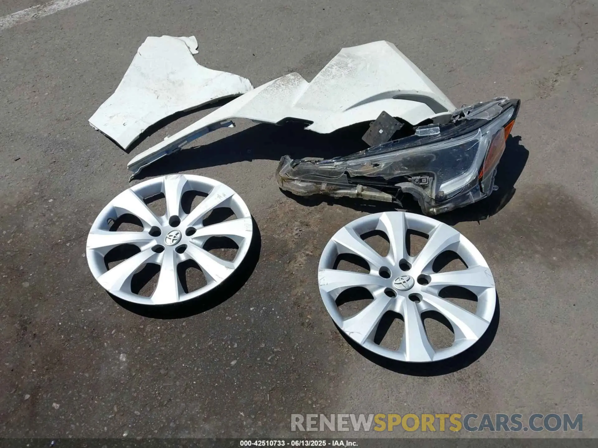 12 Photograph of a damaged car JTDBDMHE2PJ003152 TOYOTA COROLLA 2023