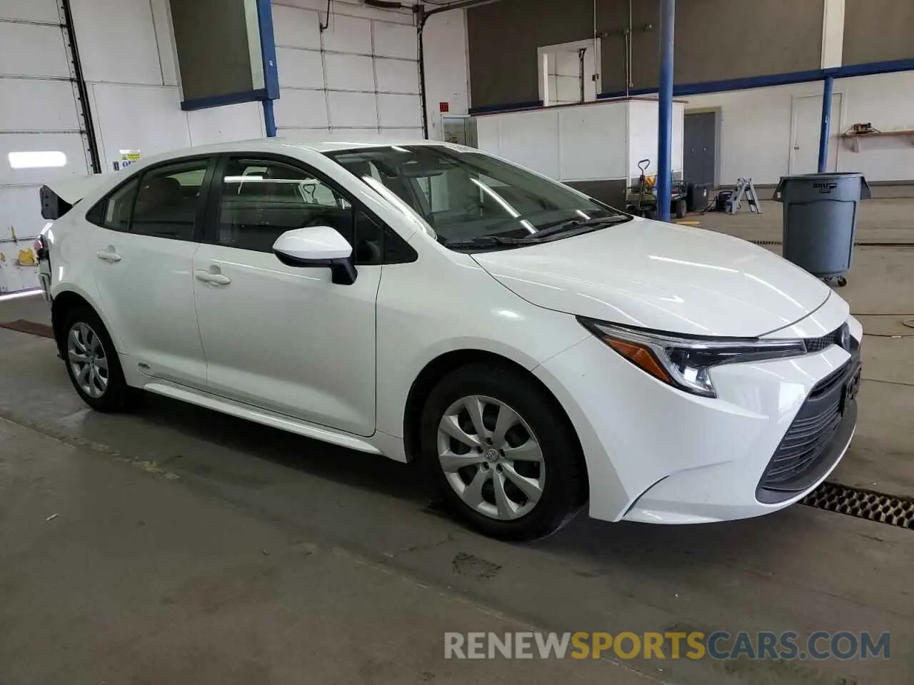 4 Photograph of a damaged car JTDBDMHE8P3005623 TOYOTA COROLLA 2023
