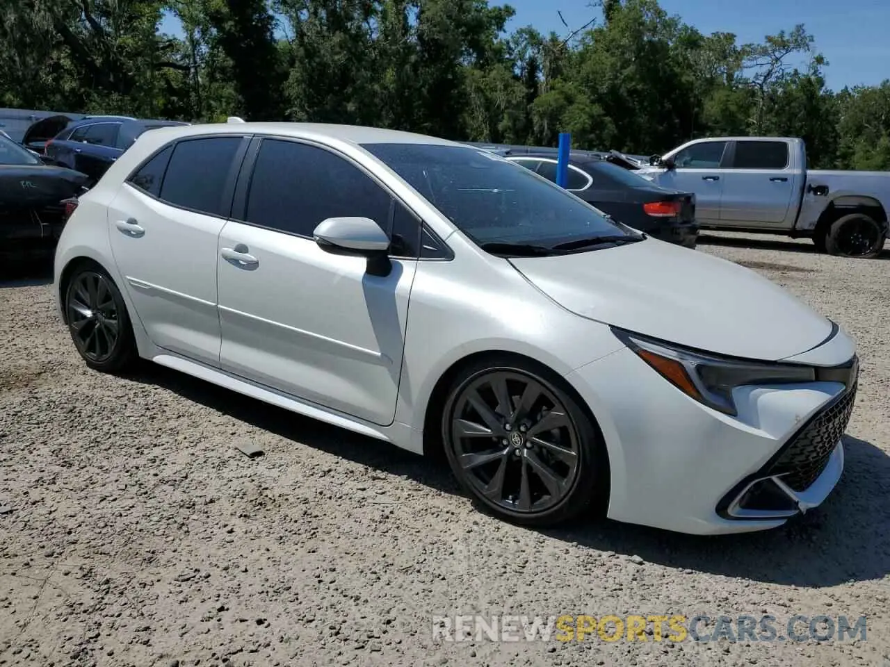 4 Photograph of a damaged car JTNC4MBE6P3205327 TOYOTA COROLLA 2023
